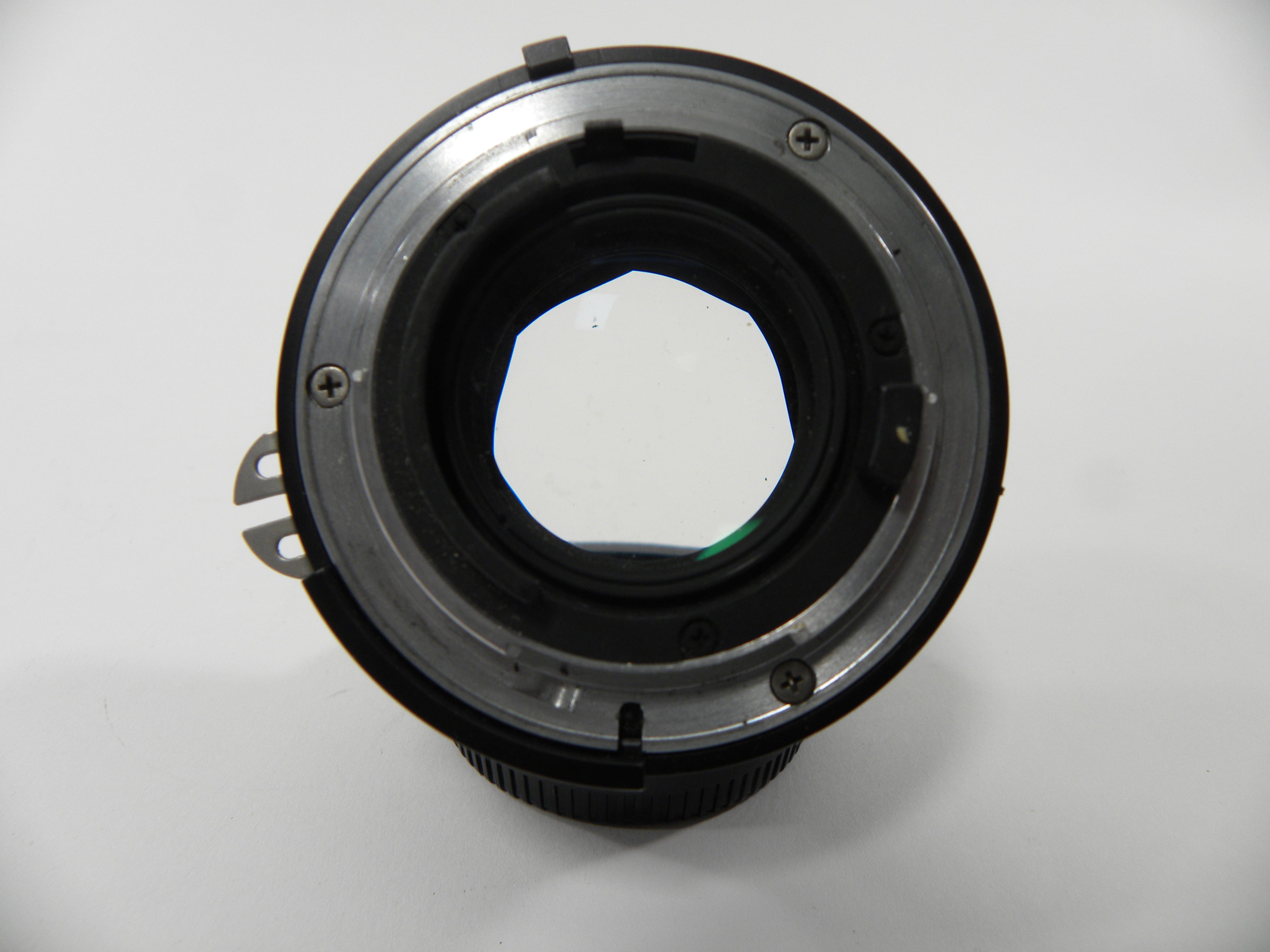 Nikon Nikkor 85mm f2 F Mount