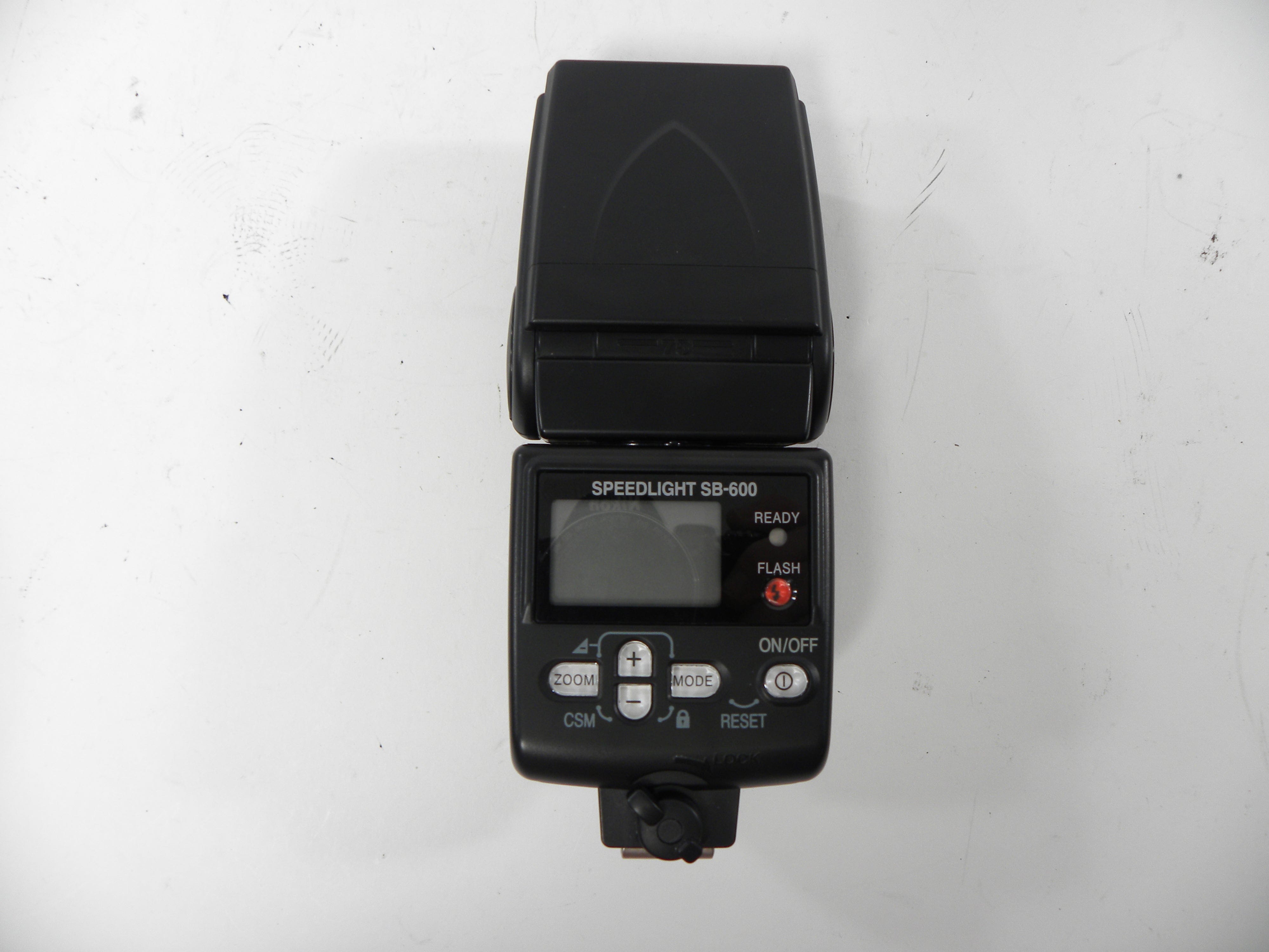 Nikon Speedlight SB-600 Shoe Mount Flash