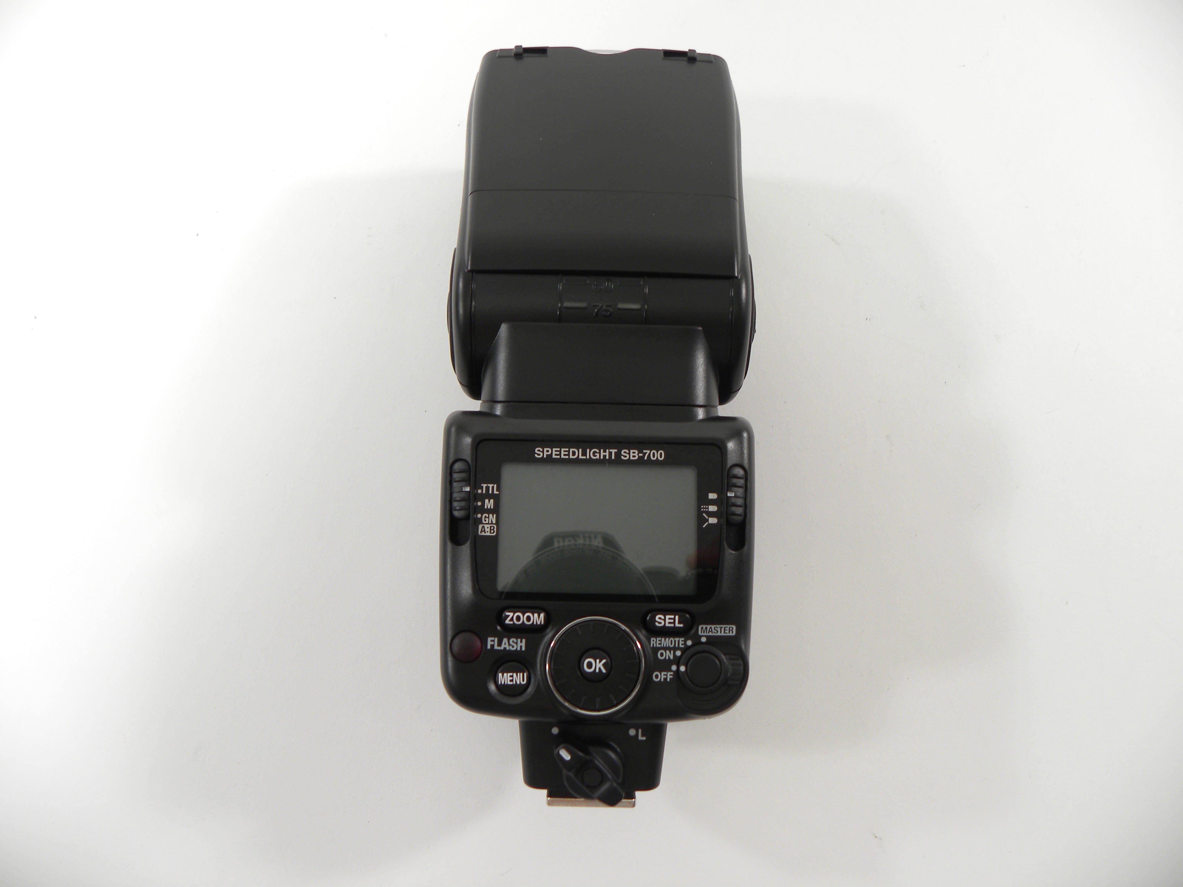 Nikon Speedlight SB-700