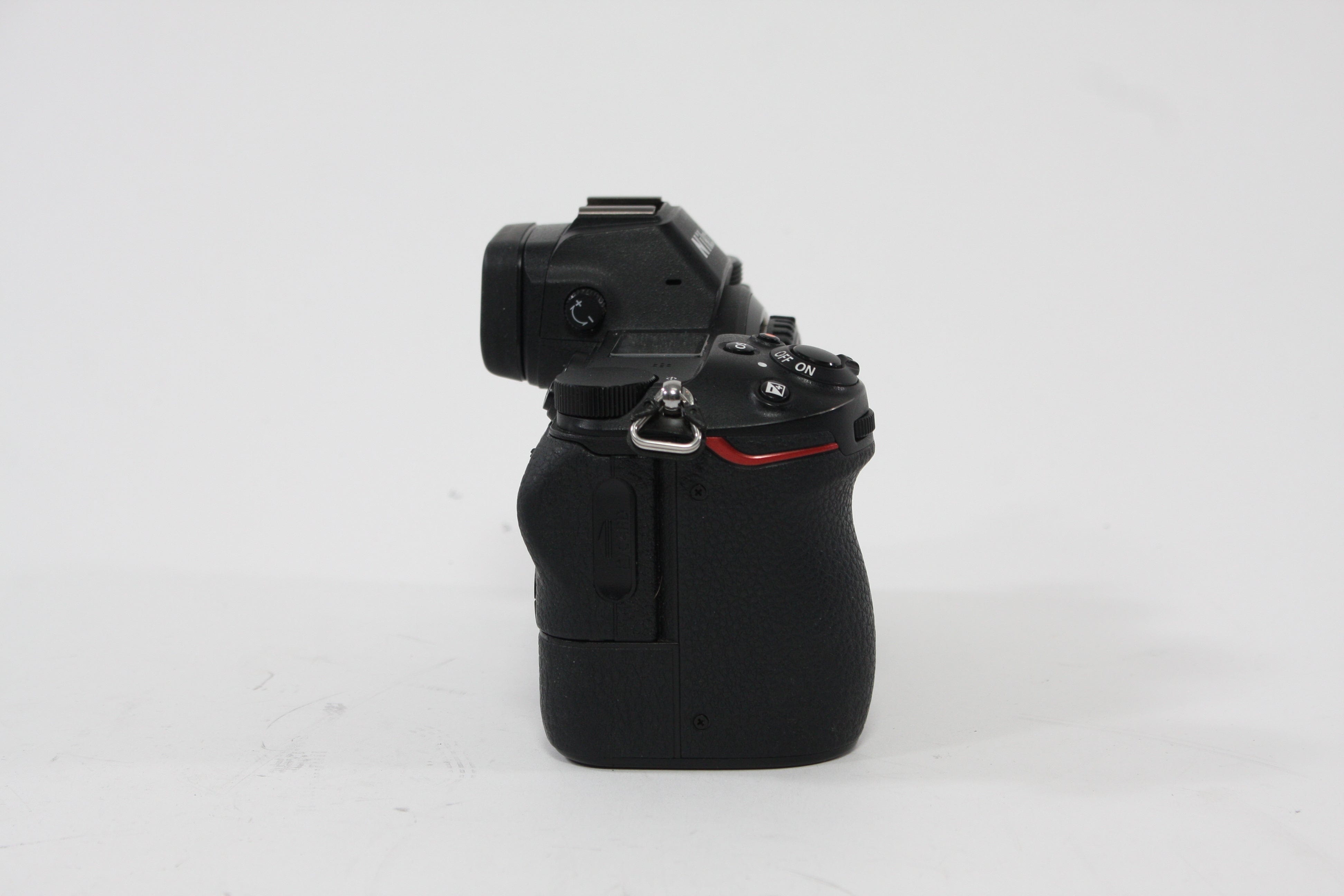 Nikon Z6 - Body Only SC# 11,101
