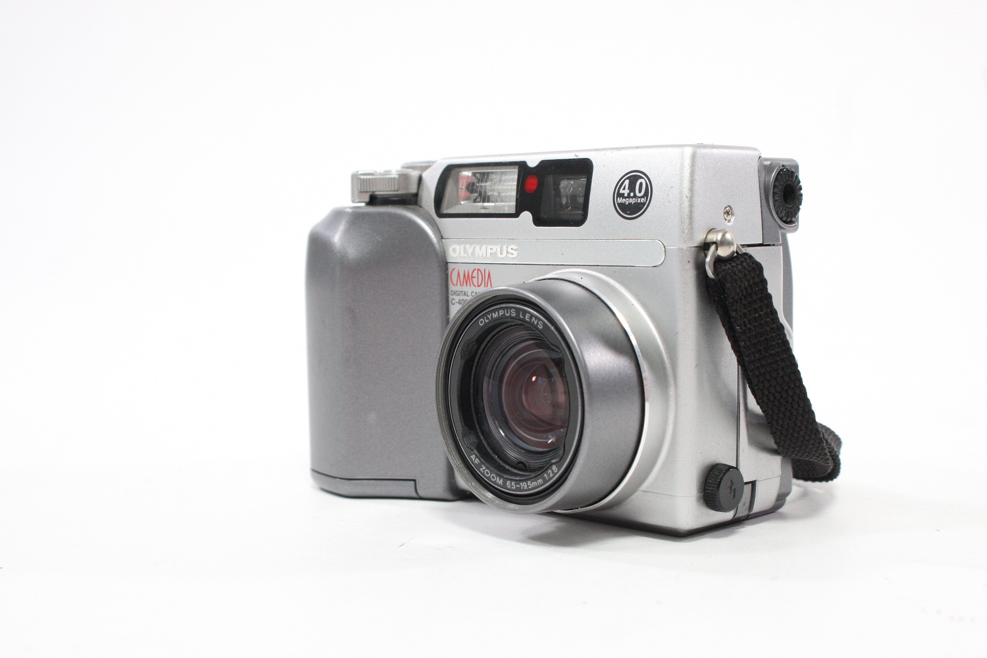 Olympus Camedia C-4000 Digital Point-and-Shoot Camera 3x Zoom 4.0mp