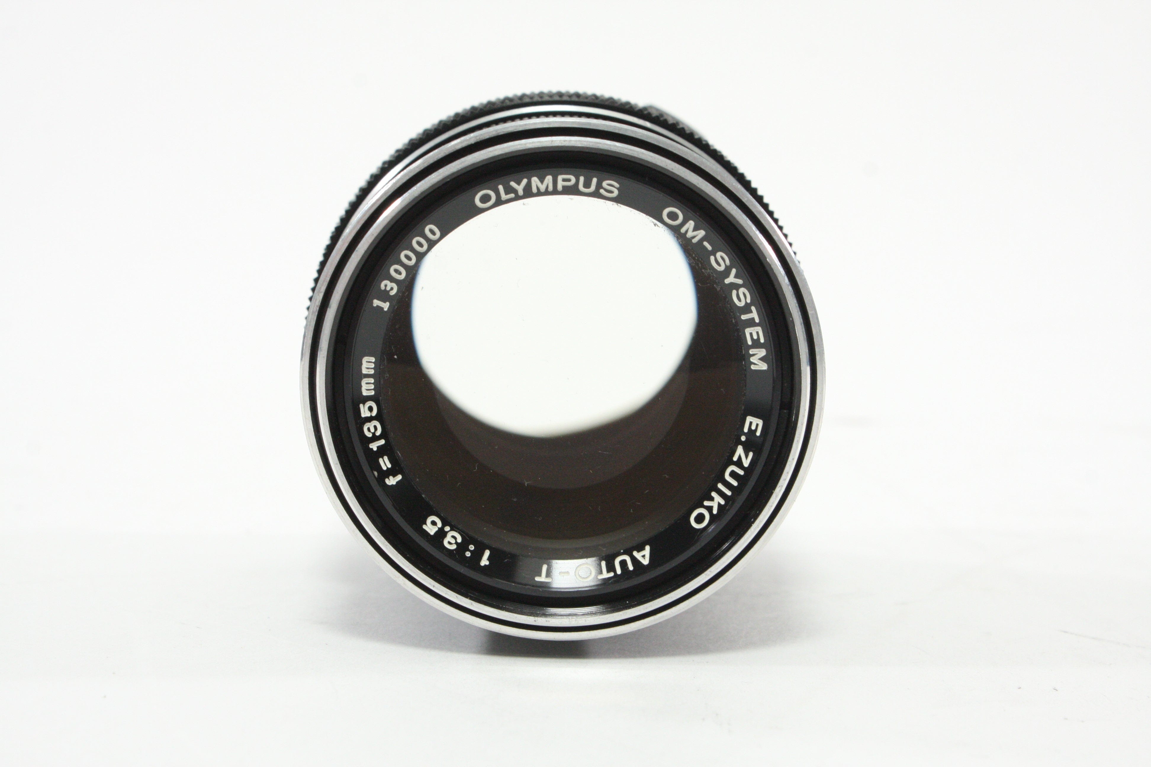Olympus OM 135mm f/3.5 Lens for Olympus OM Mount with Case