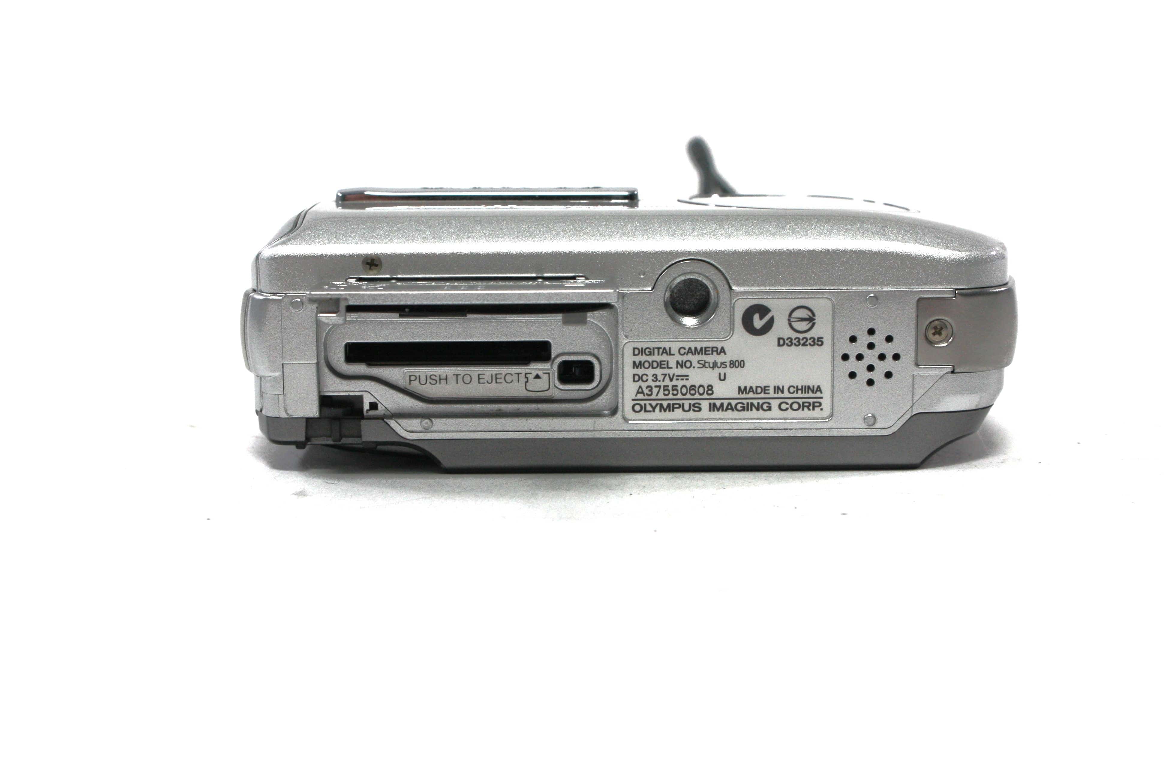 Olympus Stylus 800 All-Weather Digital Camera 3x Zoom 8.0mp