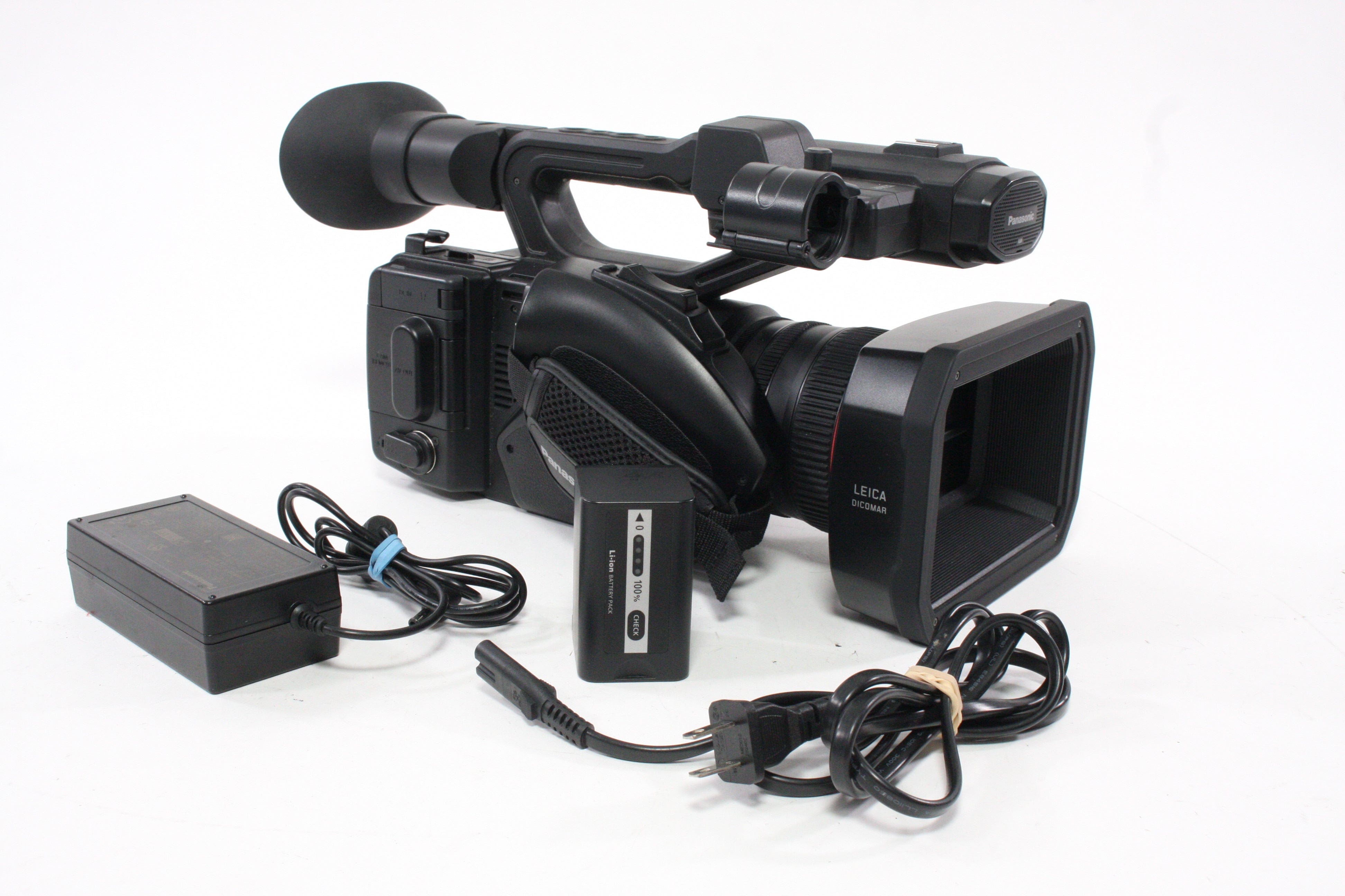 Panasonic HC-X1 Camcorder with Operation Time of 29 hrs