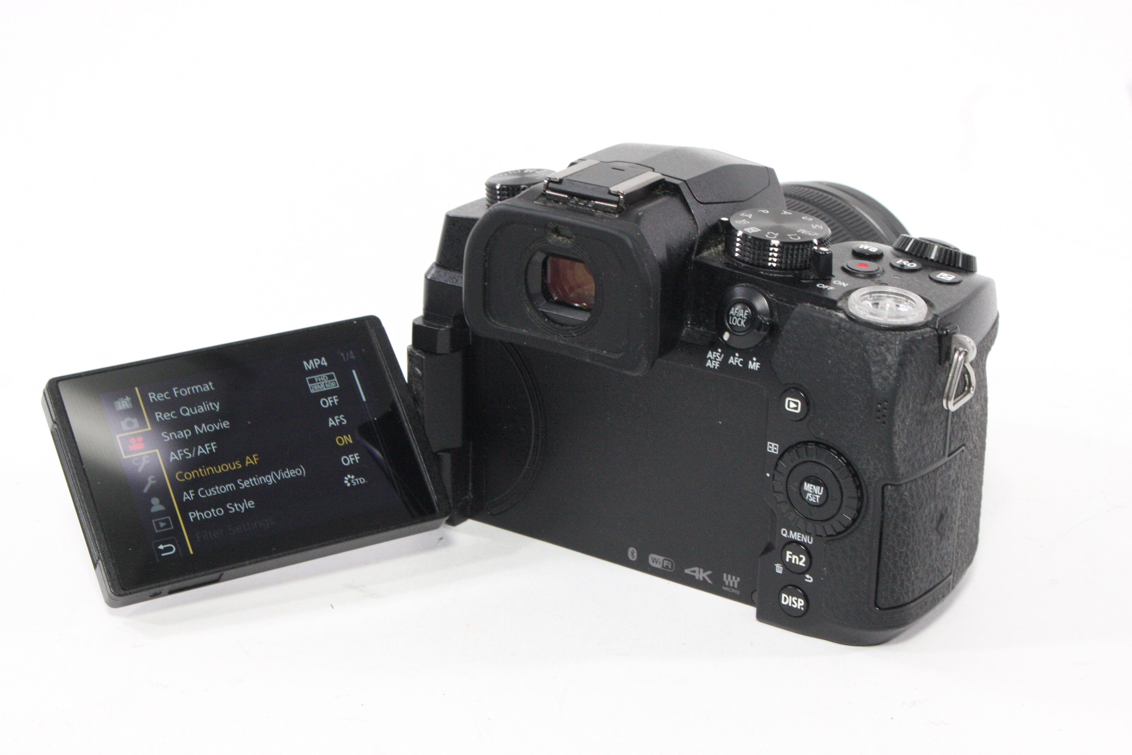 Panasonic Lumix DC-G95 Mirrorless Digital Camera with 12-60mm f/3.5-5.6 Lens
