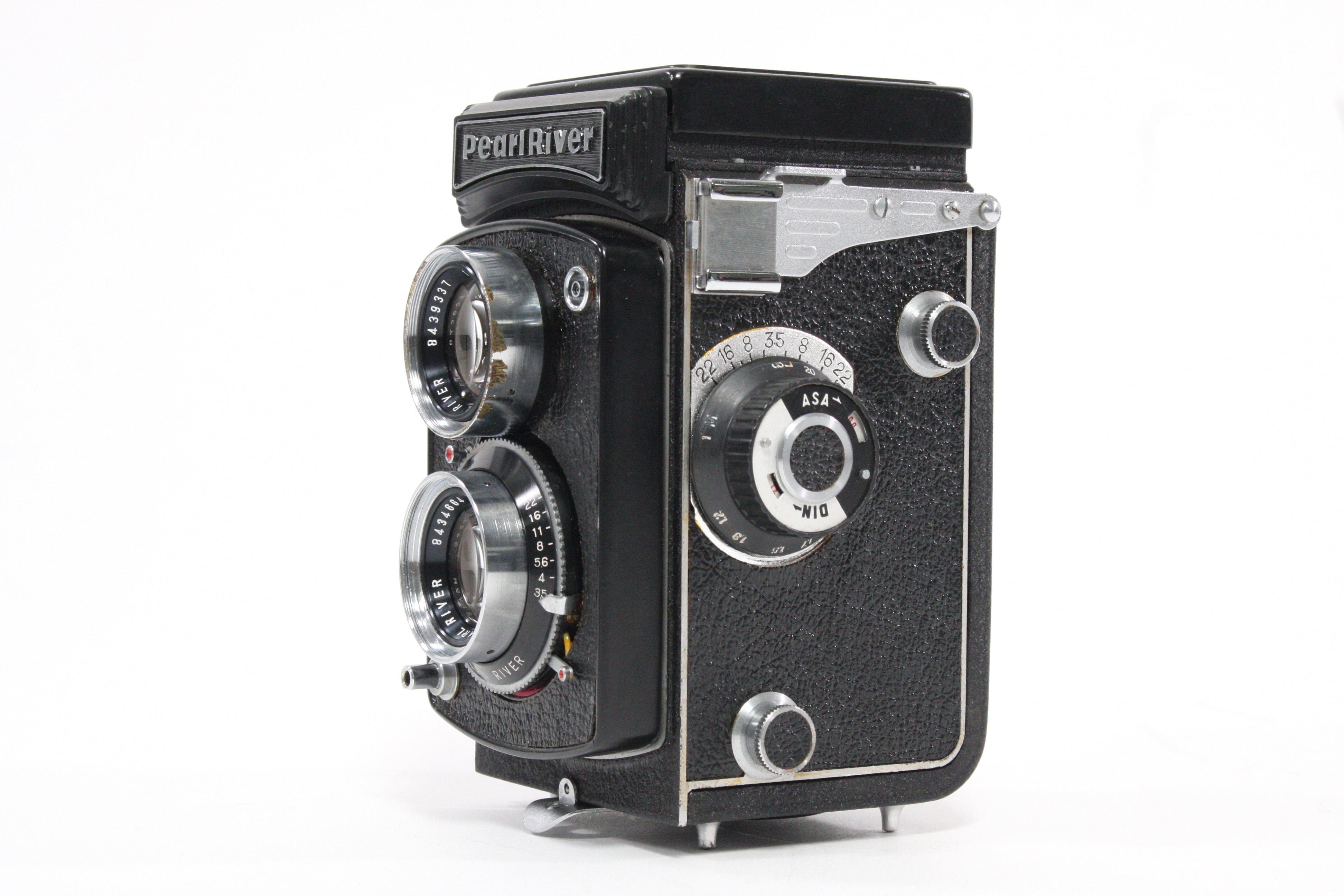 Pearl River 120 Twin Lens Reflex Camera