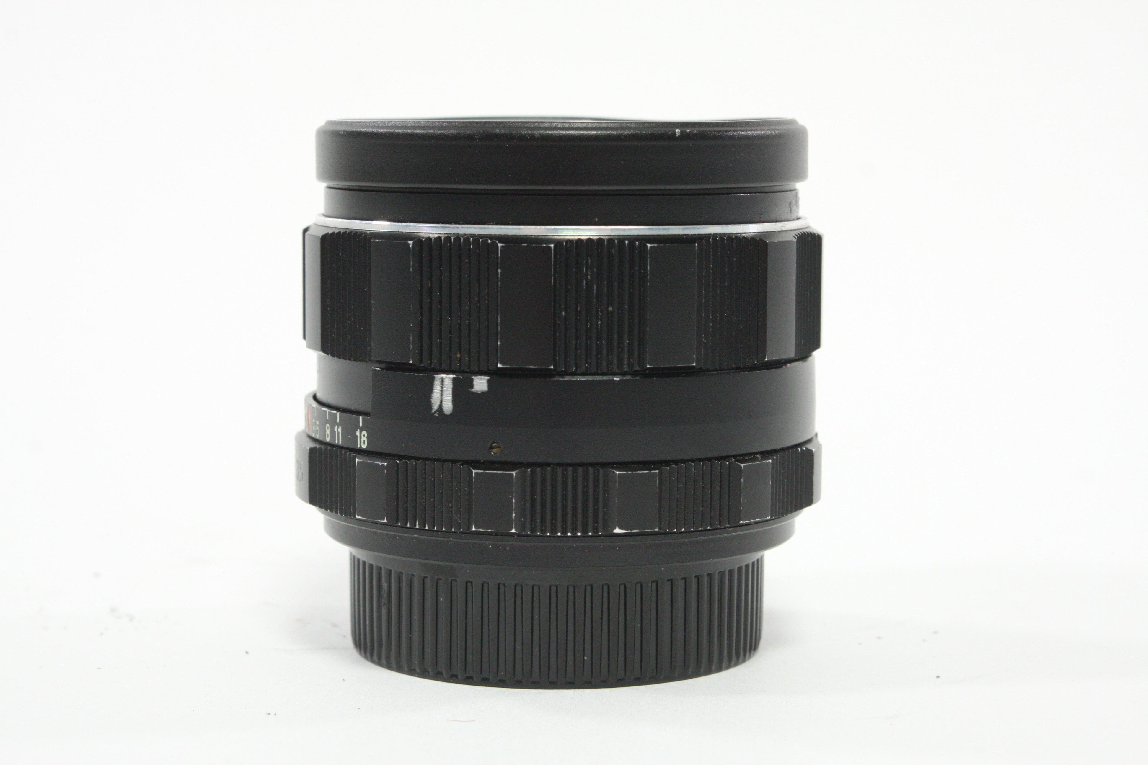 Pentax 28mm f/3.5 Super-Takumar Lens for M42 Mount