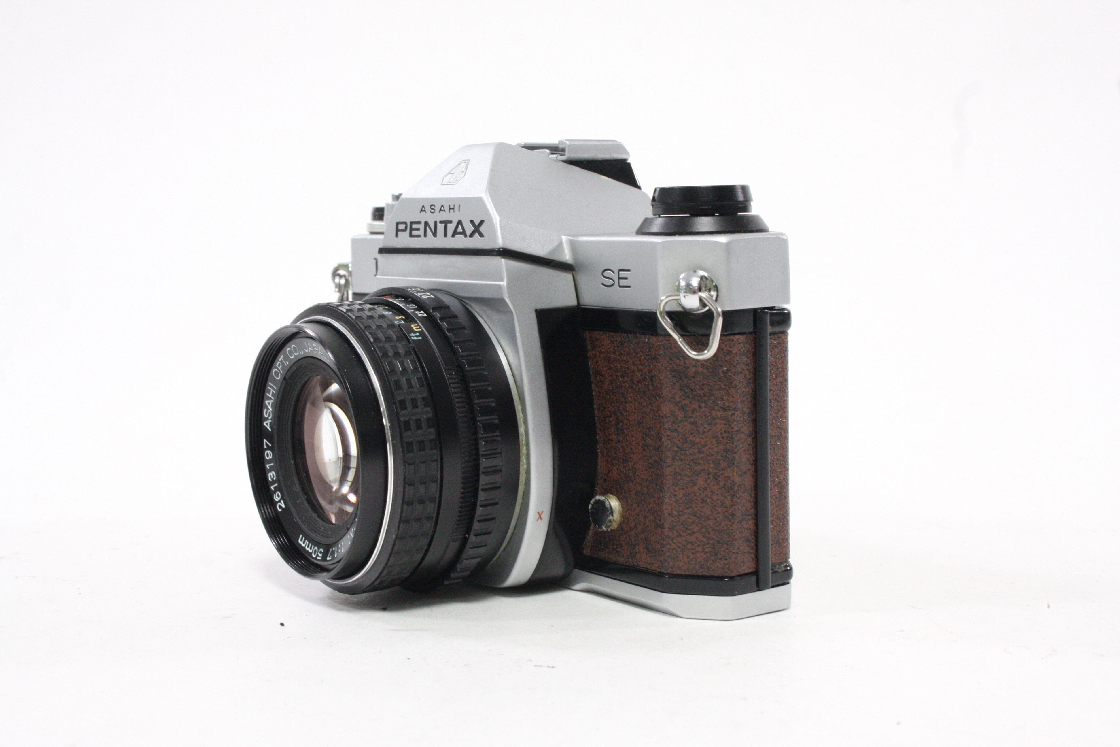 Pentax K1000 SE 35mm SLR Camera with 50mm f/1.7 Lens