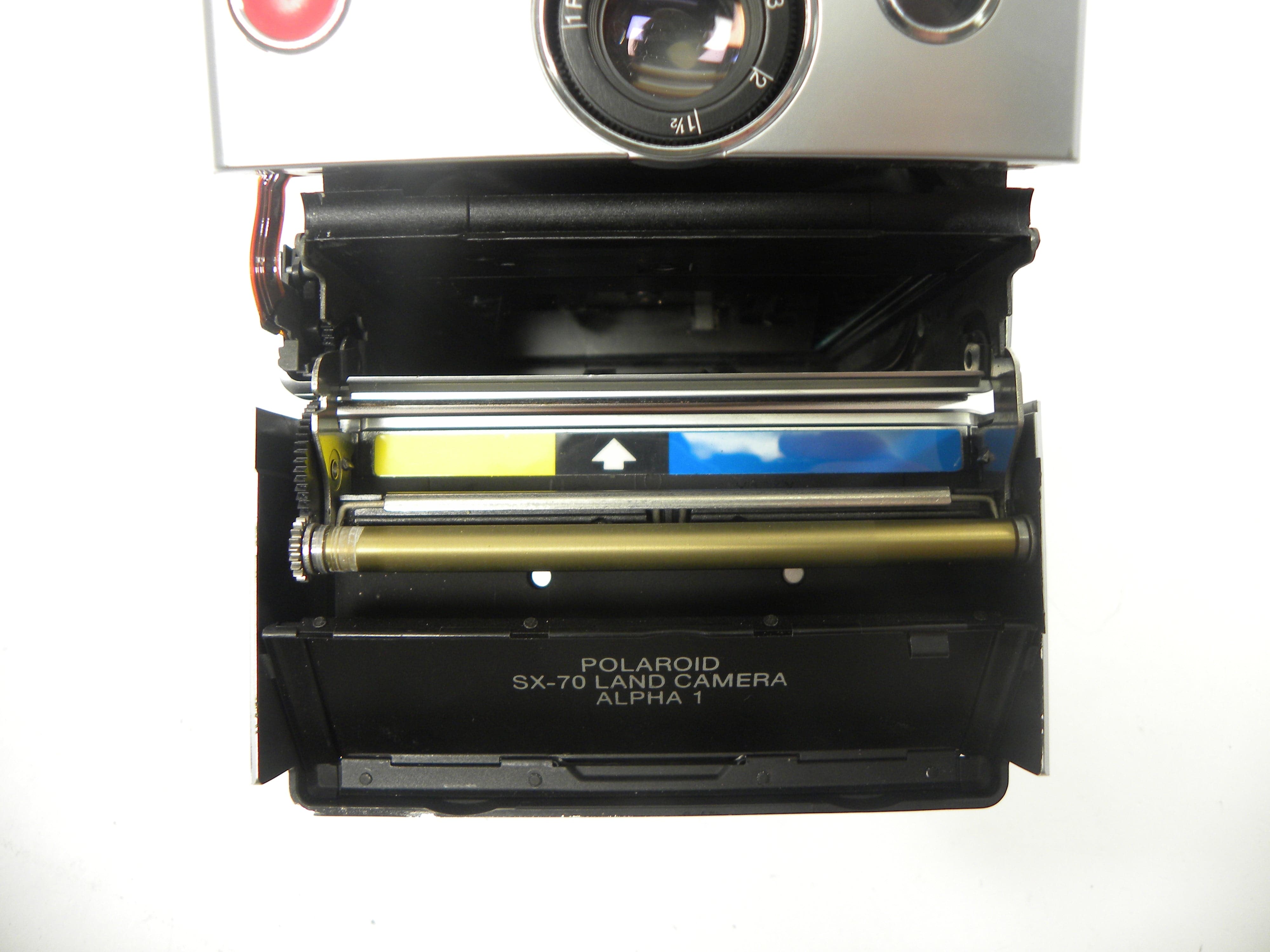 Polaroid SX-70 Alpha 1 Instant camera (Parts only)