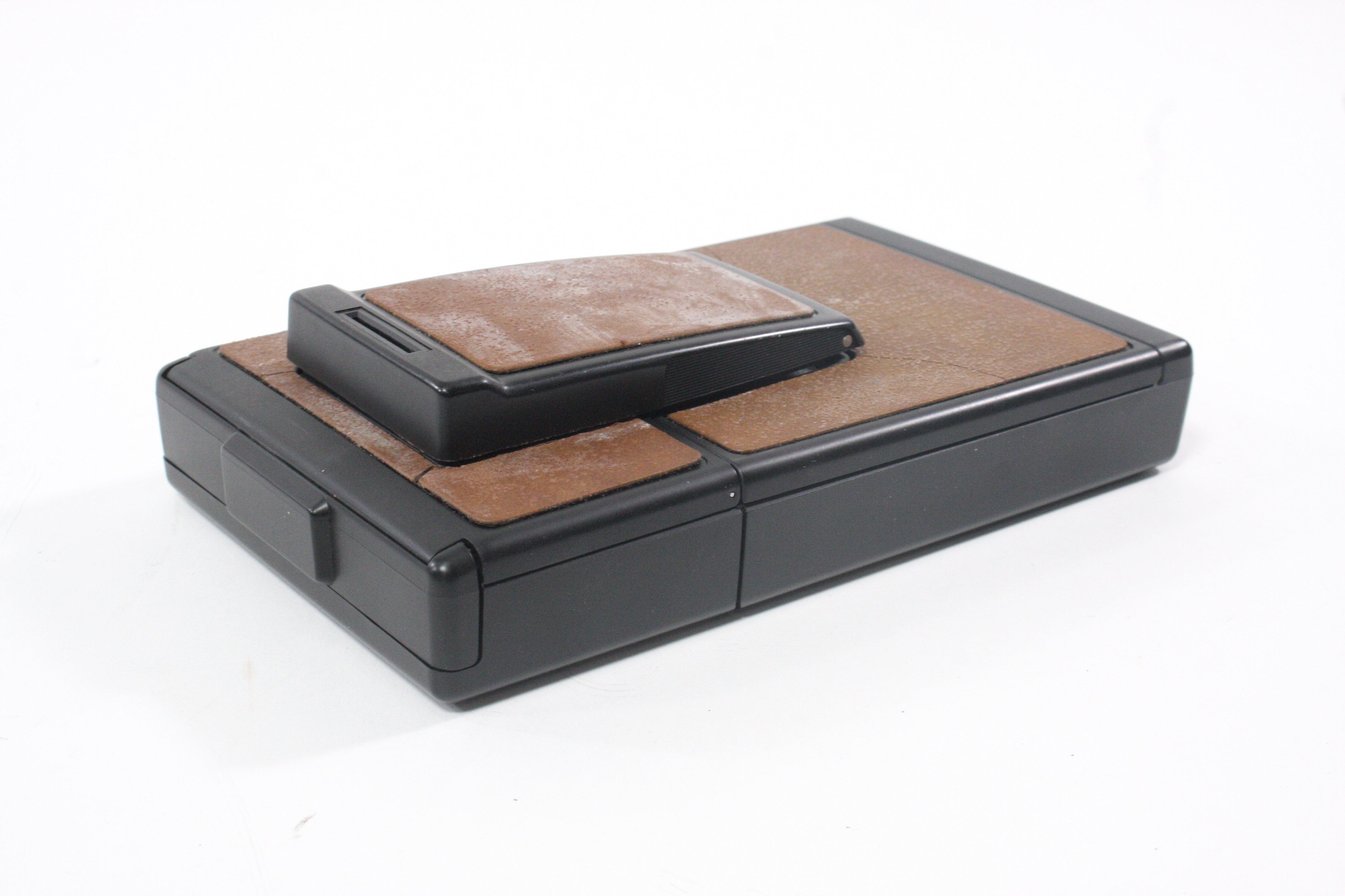 Polaroid SX-70 Land Camera Model 3 with Ever-Ready Case
