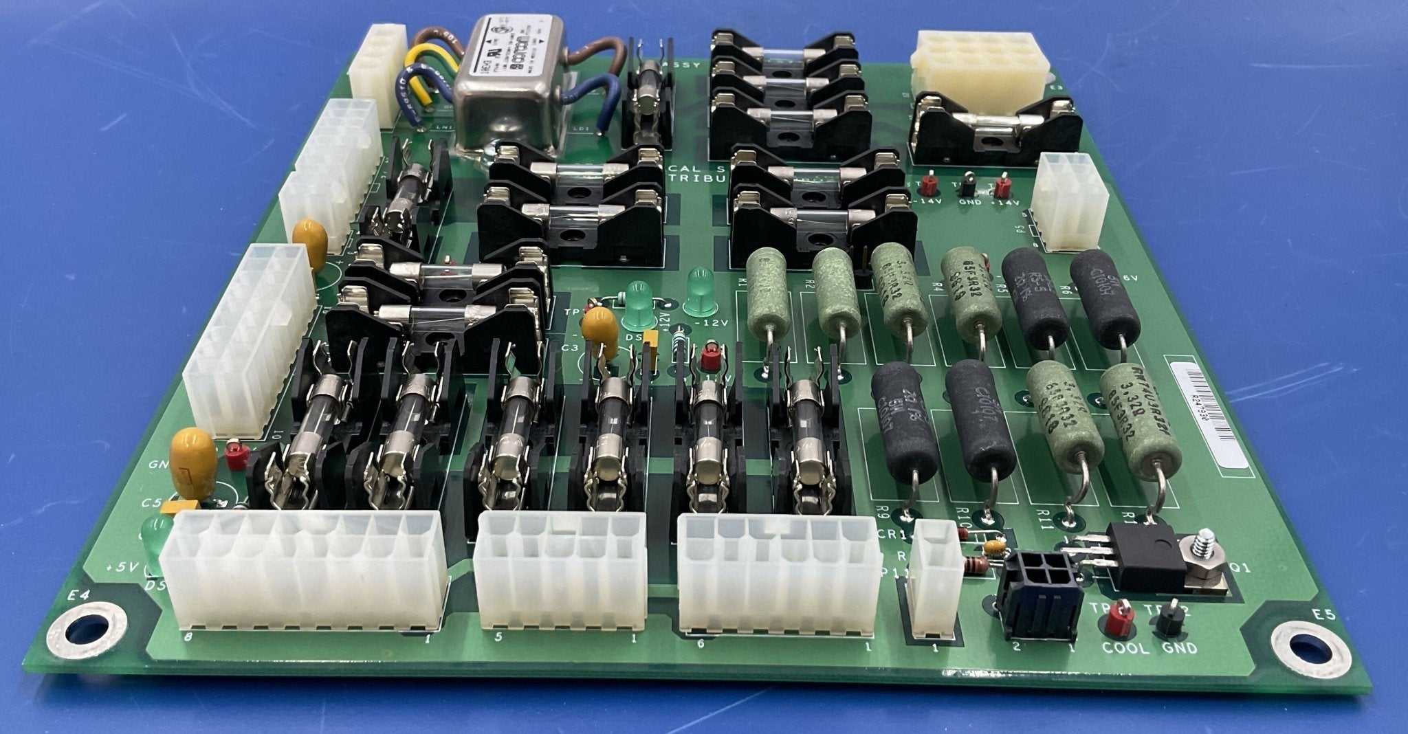 POWER DISTRIBUTION BOARD (00-881572-01 A OEC