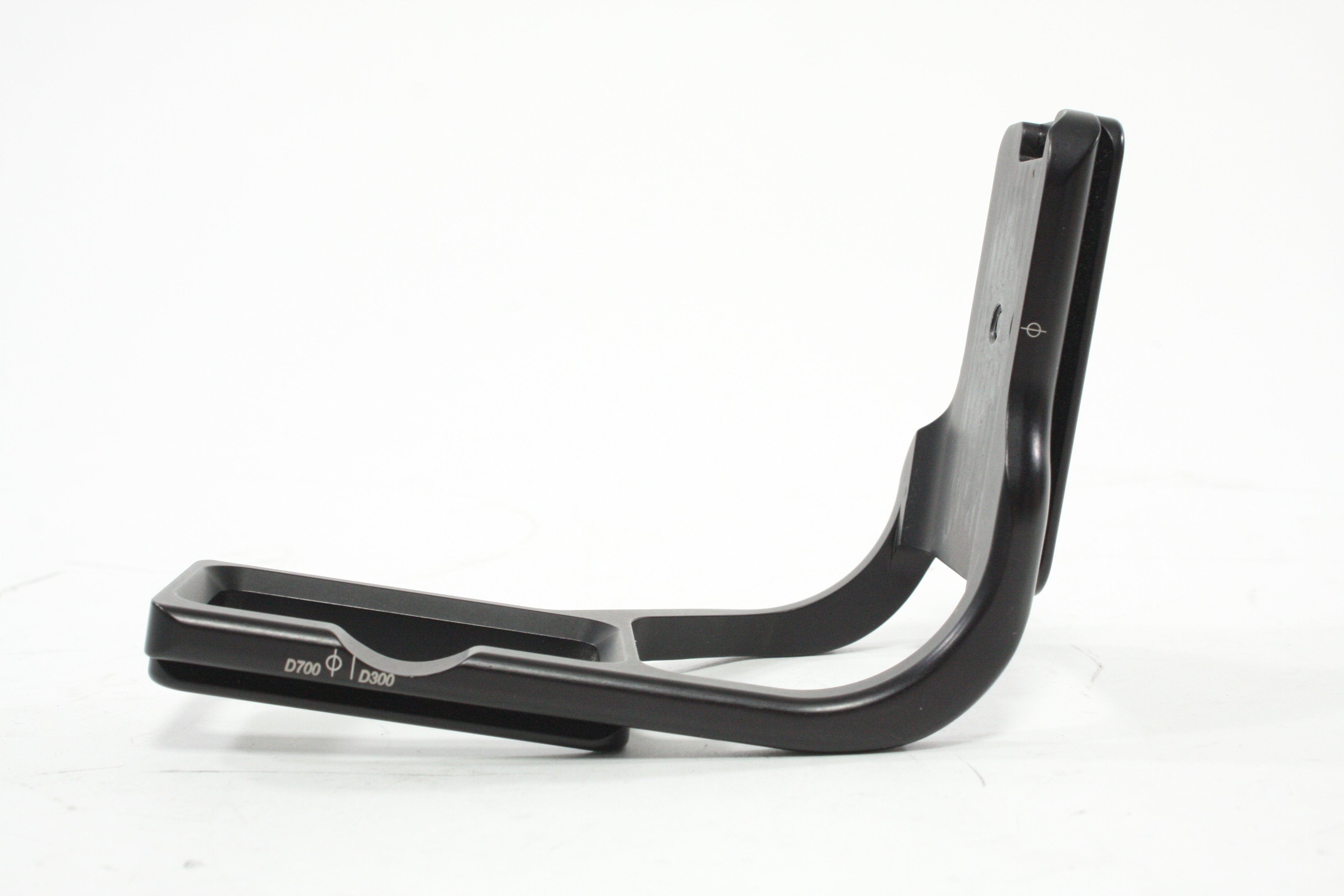 Really Right Stuff RRS BMBD10-L Bracket For Nikon D300 With MB-D10