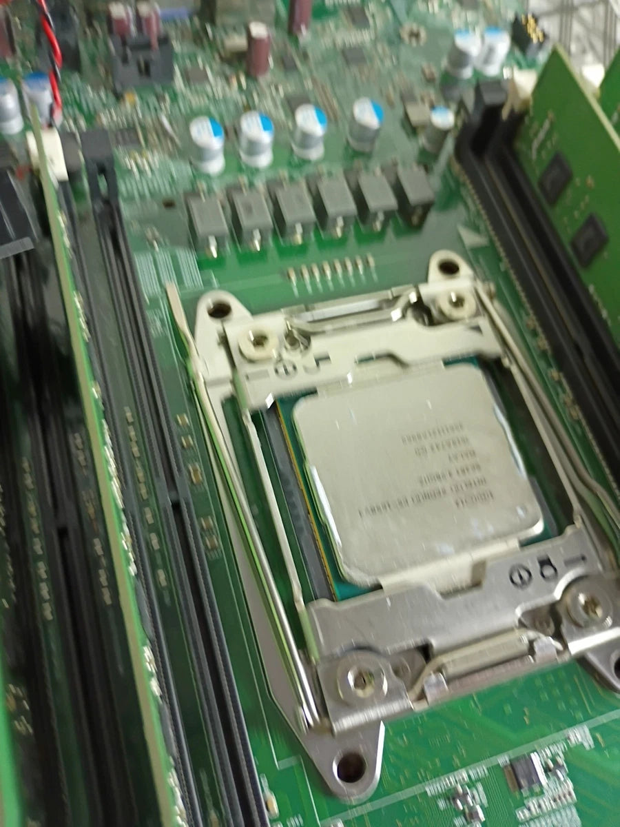 Dell Precision T5810 YRTRT 0HHV7N Motherboard Xeon E5-1650 v3 + 16GB DDR4 RAM