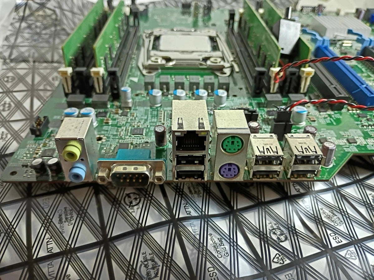 Dell Precision T5810 YRTRT 0HHV7N Motherboard Xeon E5-1650 v3 + 16GB DDR4 RAM
