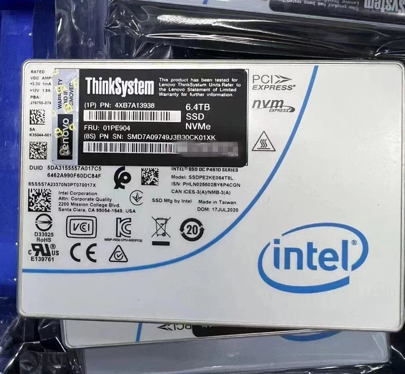 Lenovo ThinkSystem 4XB7A13938 01PE904 6.4TB 2.5 NVME PCIE Solid State Drive SSD