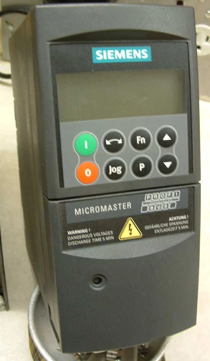 Siemens Micromaster 420 0.75 KW ACVSD