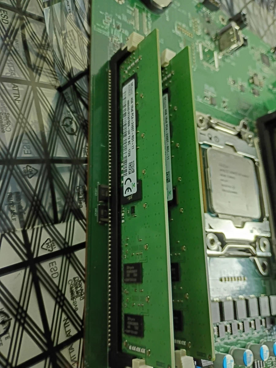 Dell Precision T5810 YRTRT 0HHV7N Motherboard Xeon E5-1650 v3 + 16GB DDR4 RAM