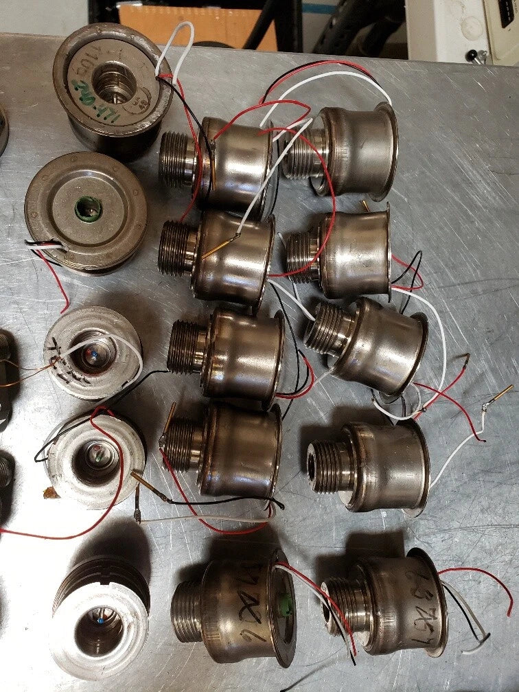 FOR PARTS lot TRANSMITTER 418-17054 AIRCRAFT PRESSURE FUEL AS PICTURED &Q1-FT66
