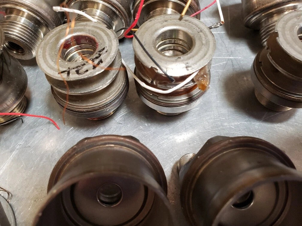 FOR PARTS lot TRANSMITTER 418-17054 AIRCRAFT PRESSURE FUEL AS PICTURED &Q1-FT66