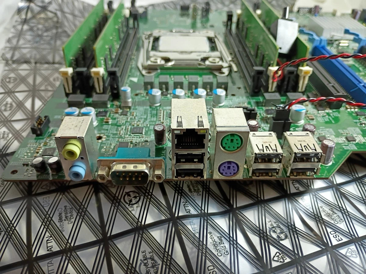 Dell Precision T5810 YRTRT 0HHV7N Motherboard Xeon E5-1650 v3 + 16GB DDR4 RAM