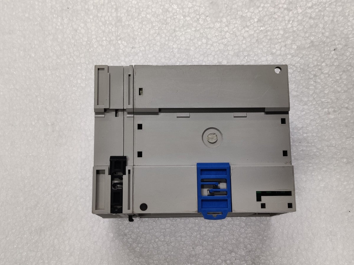 IDEC MicroSmart FC4A-C24R2C PLC Module With Idec FC4A-J8C1|304657116640