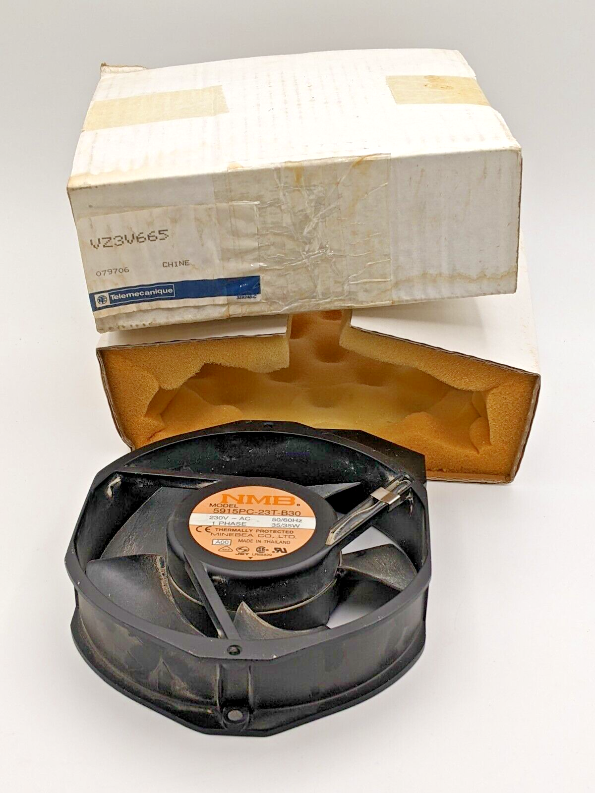 Telemecanique VZ3V665 5915PC-23T-B30 AC Axial Fans 35W 230VAC 50/60Hz 1-Phase