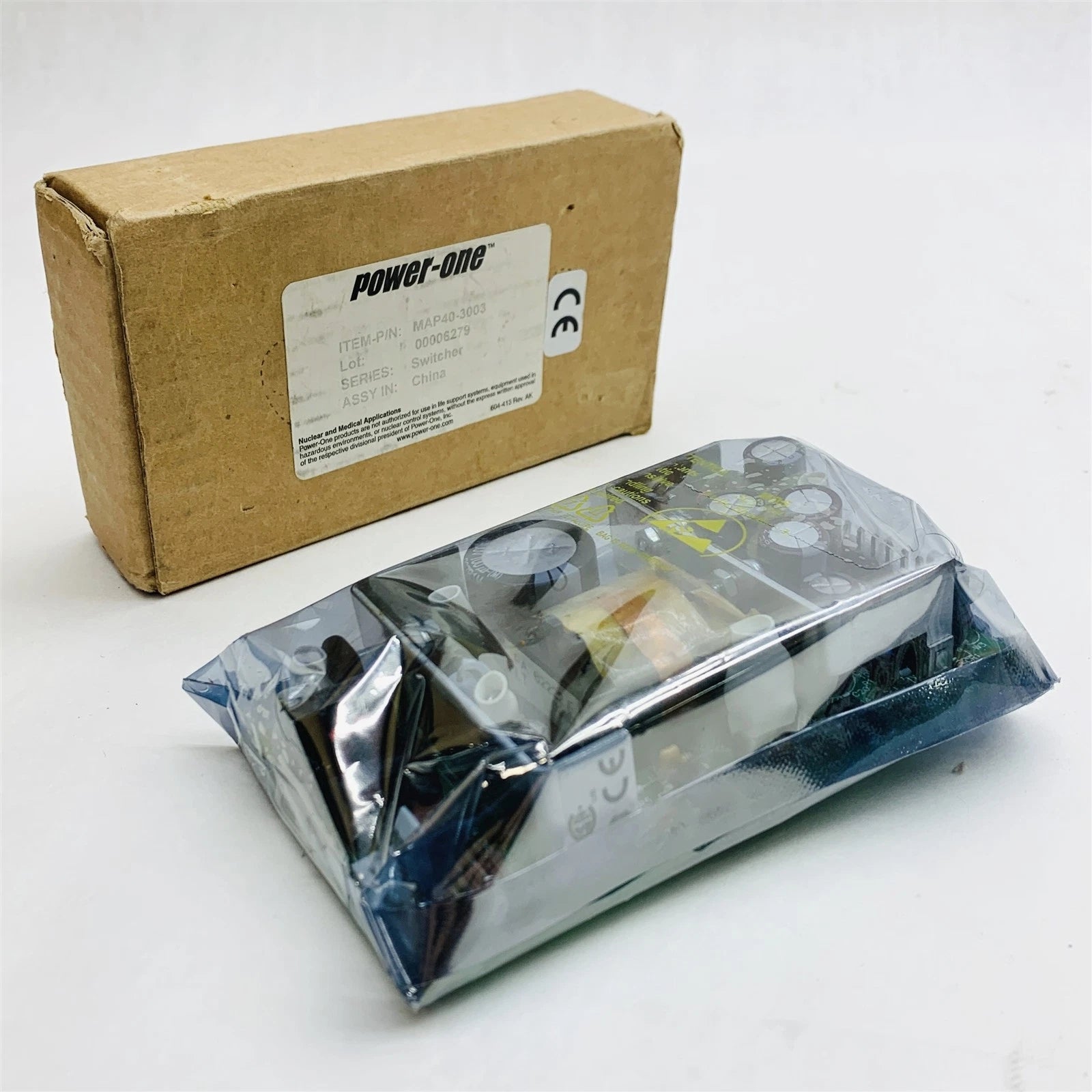 Power-One MAP40-3003 Switching Power Supply 40W +5V/3A,+15V/1.5A -15V/0.2A New