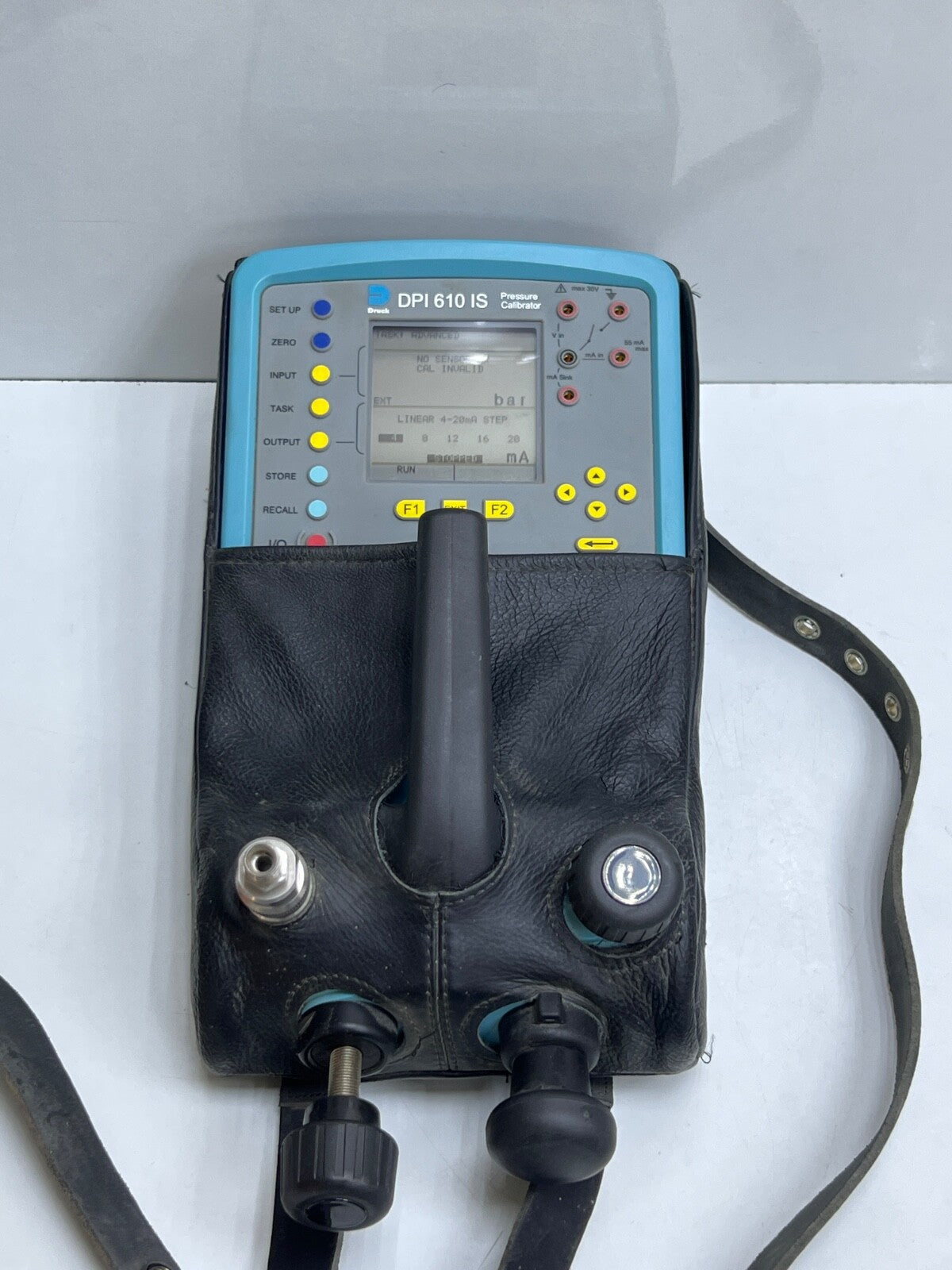 DRUCK DPI 610 IS PRESSURE CALIBRATOR 300 PSI G|286247449775