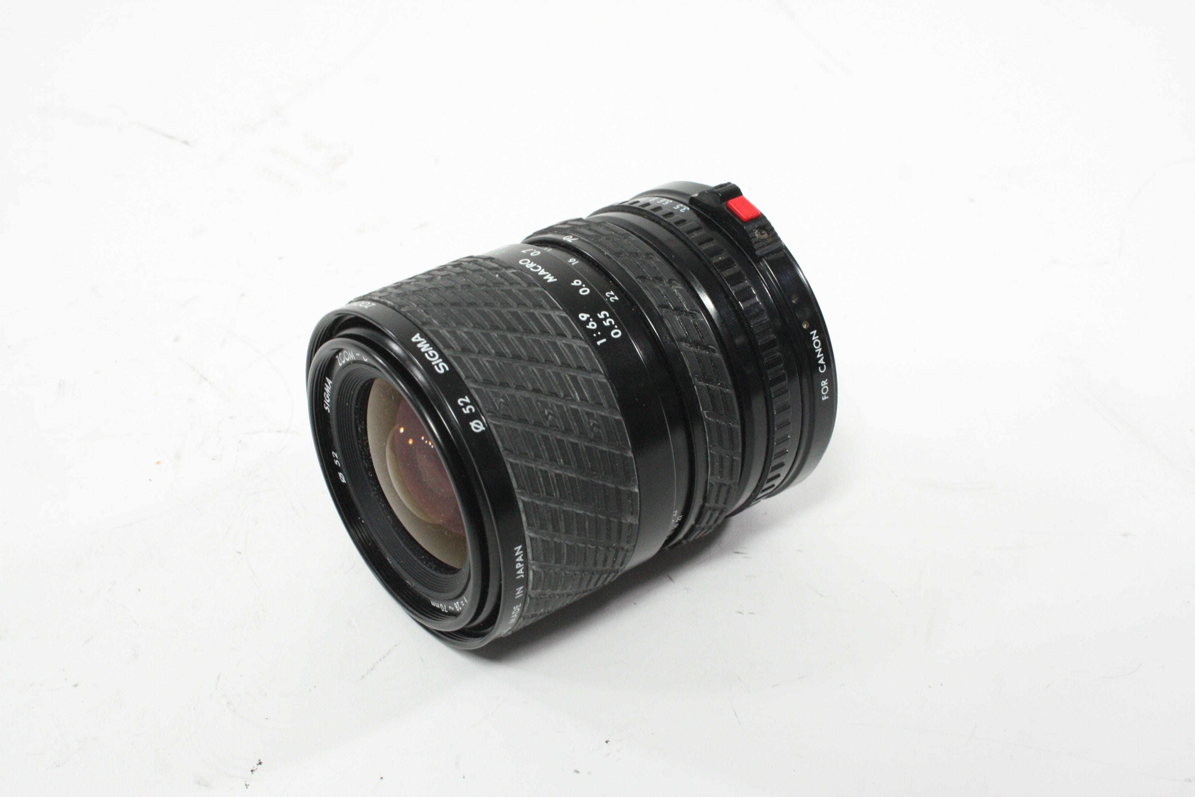 Sigma 28-70mm f/3.5-4.5 Lens for Canon FD Mount