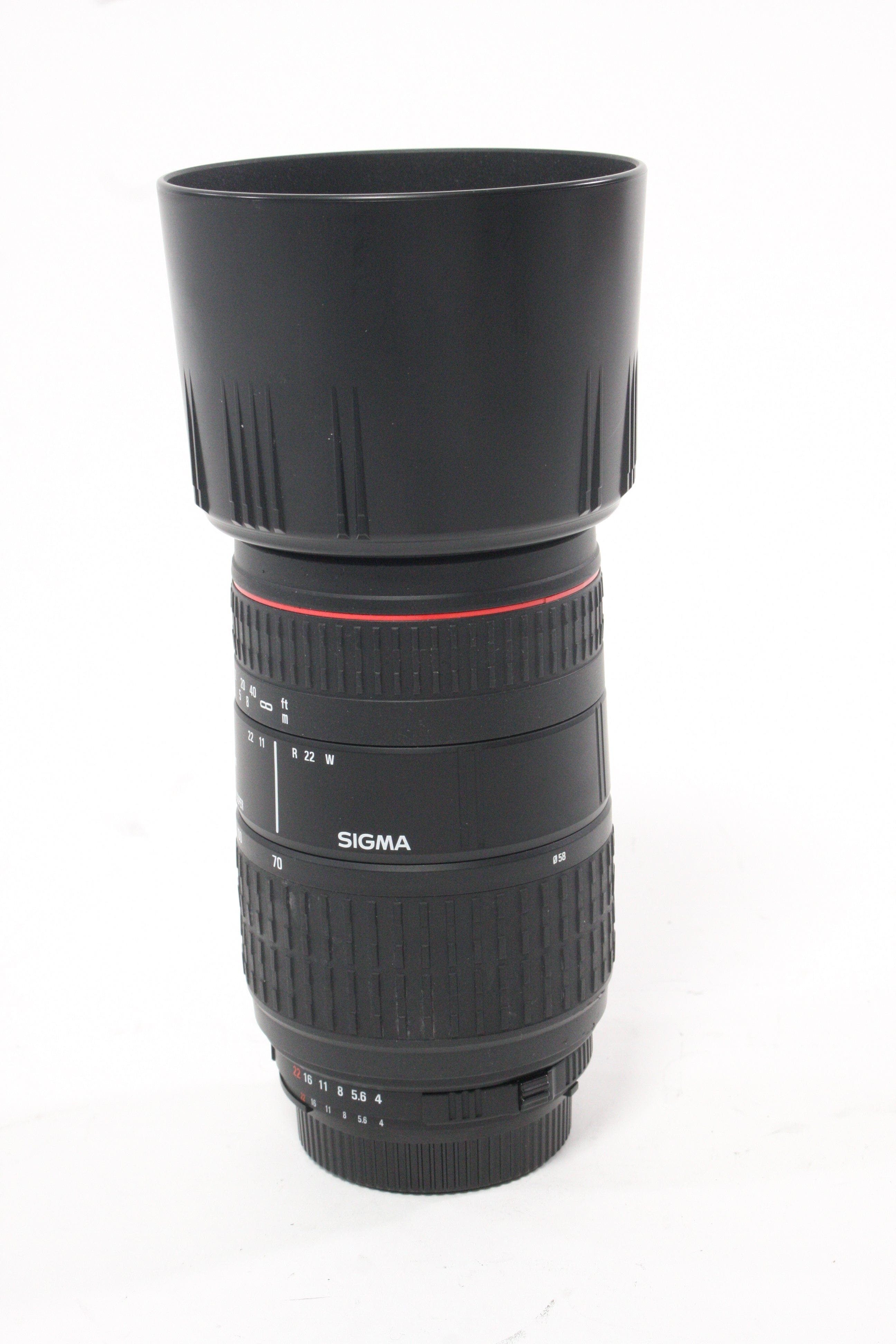 Sigma 70-300mm f/4-5.6 DL Macro Super Lens for Nikon AF Mount