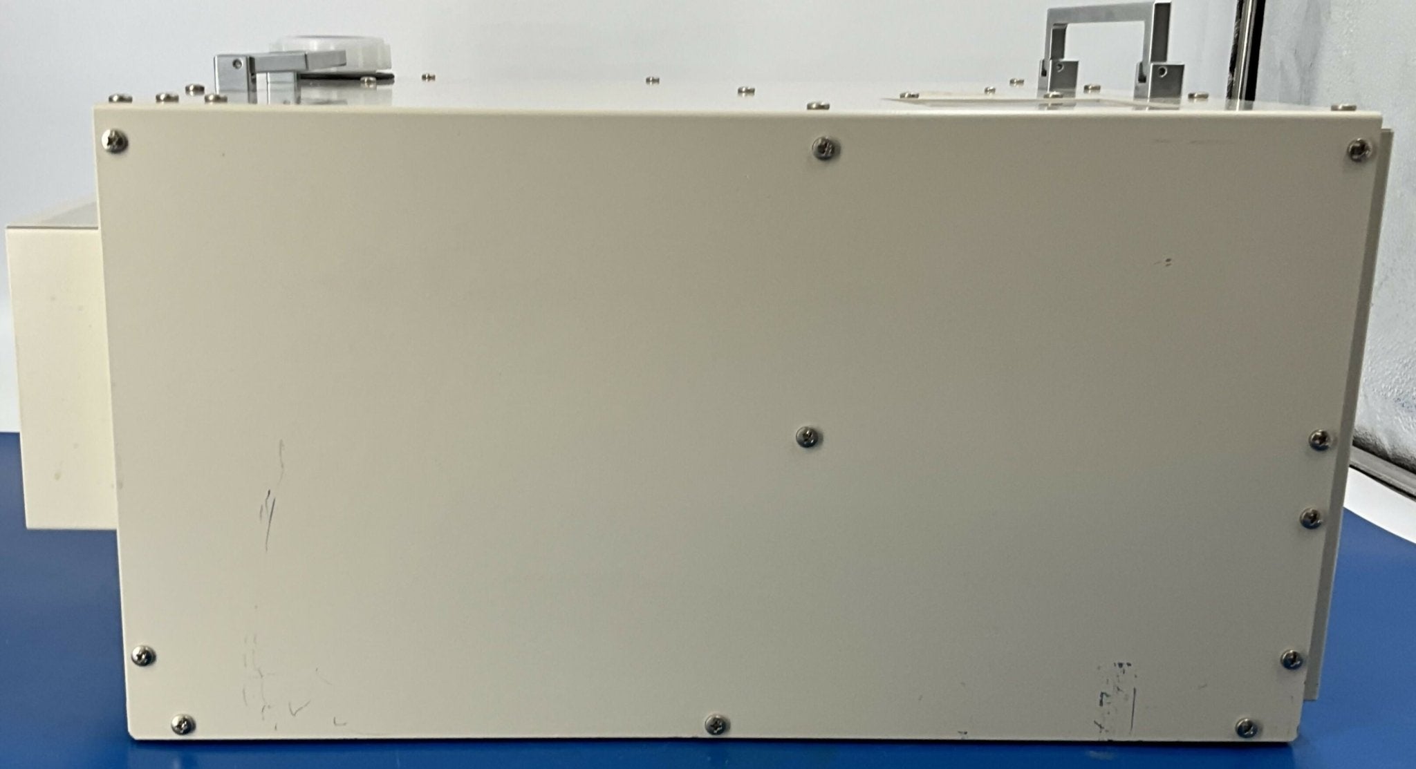 Solid State Recirculating Chiller (2210405-16/T252P-6/2375089-2/221405-10 GE