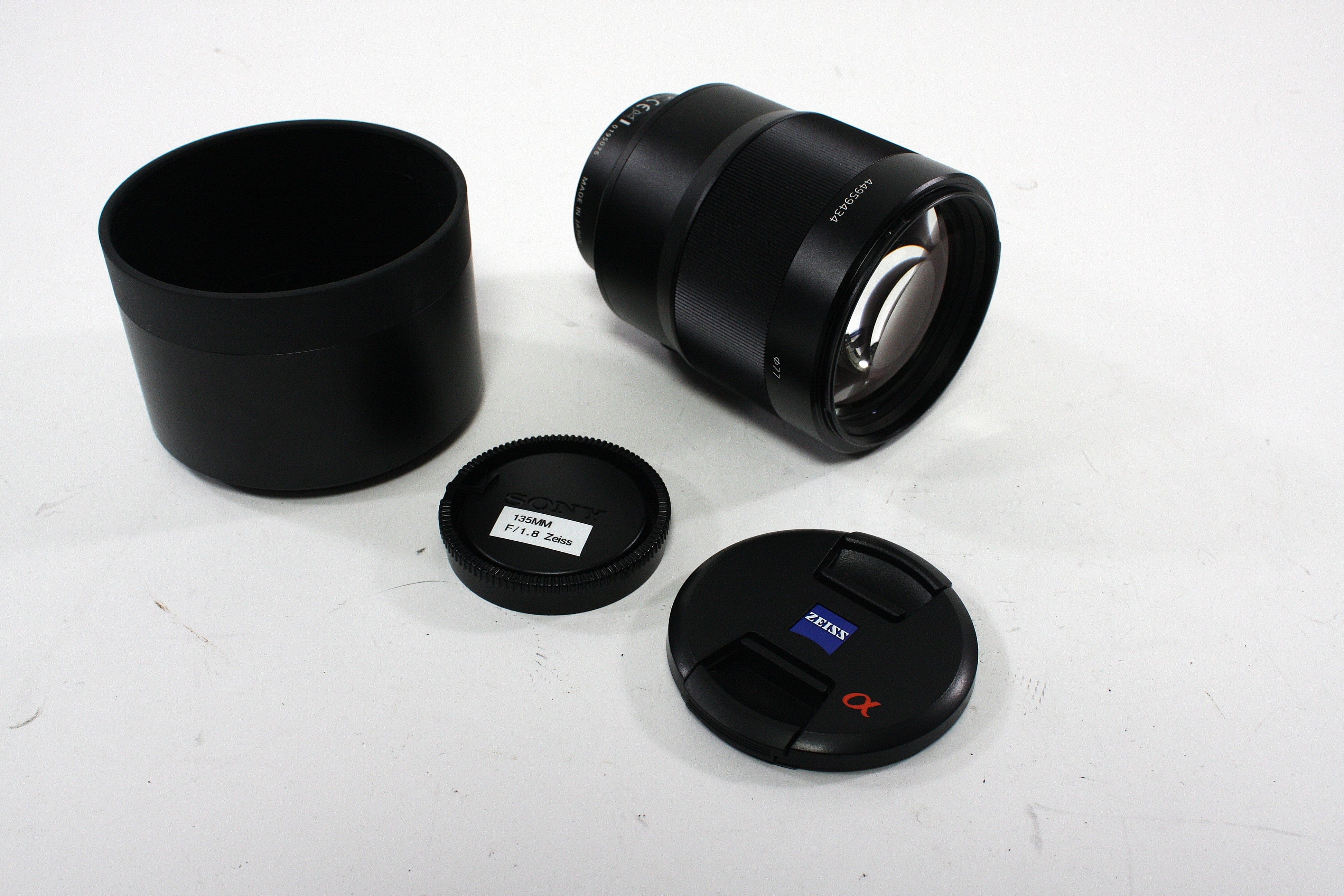 Sony 135mm f/1.8 ZA T* Lens for A Mount