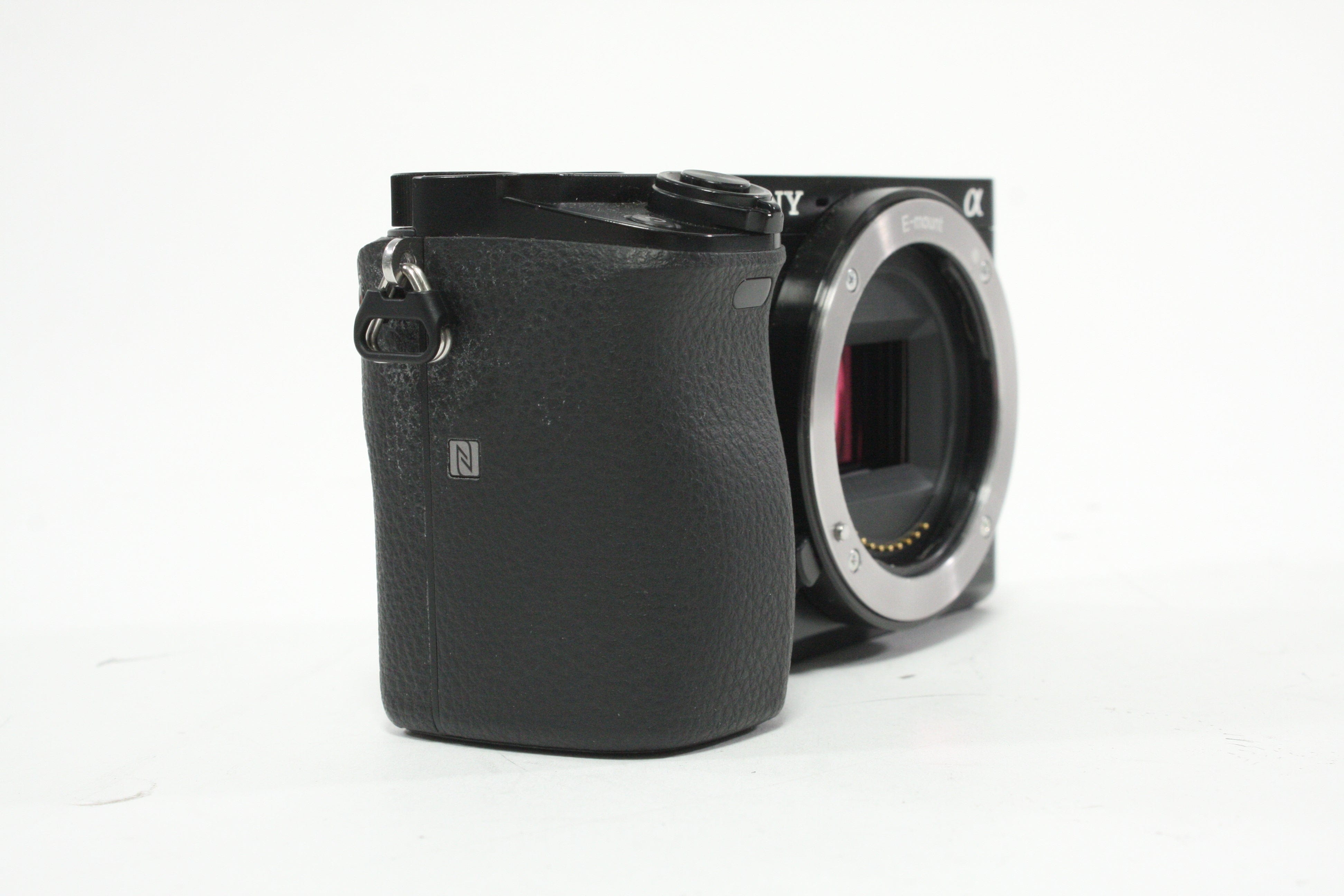 Sony a6000 Mirrorless Digital Camera with Shutter Count 16,830