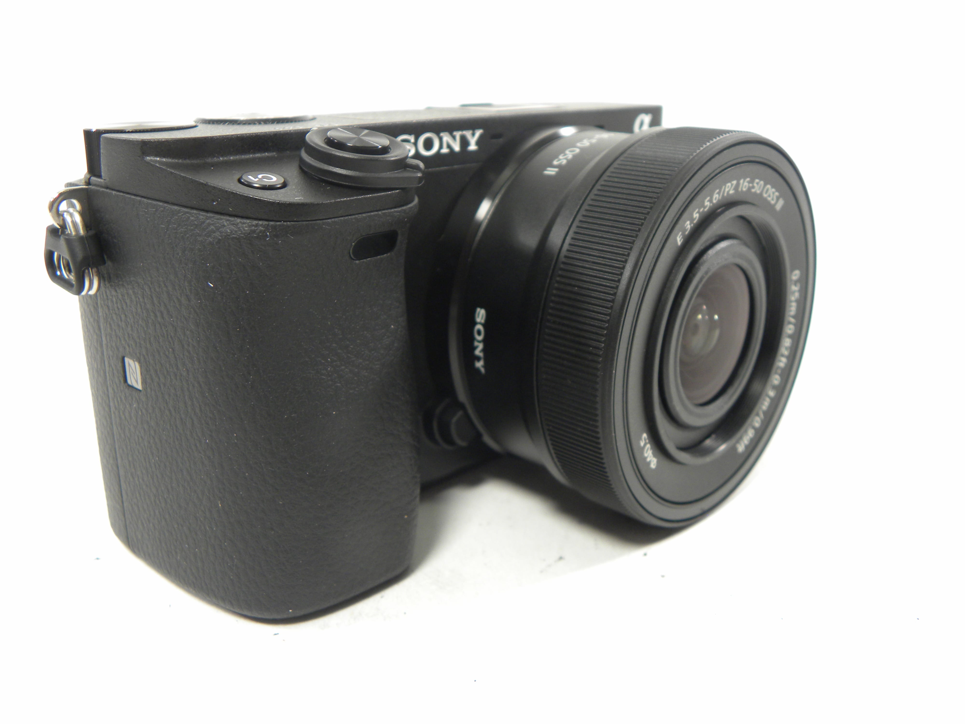 Sony a6400 24.2mp Mirrorless digital w/PZ II 16-50 OSS Shutter Ct. 32