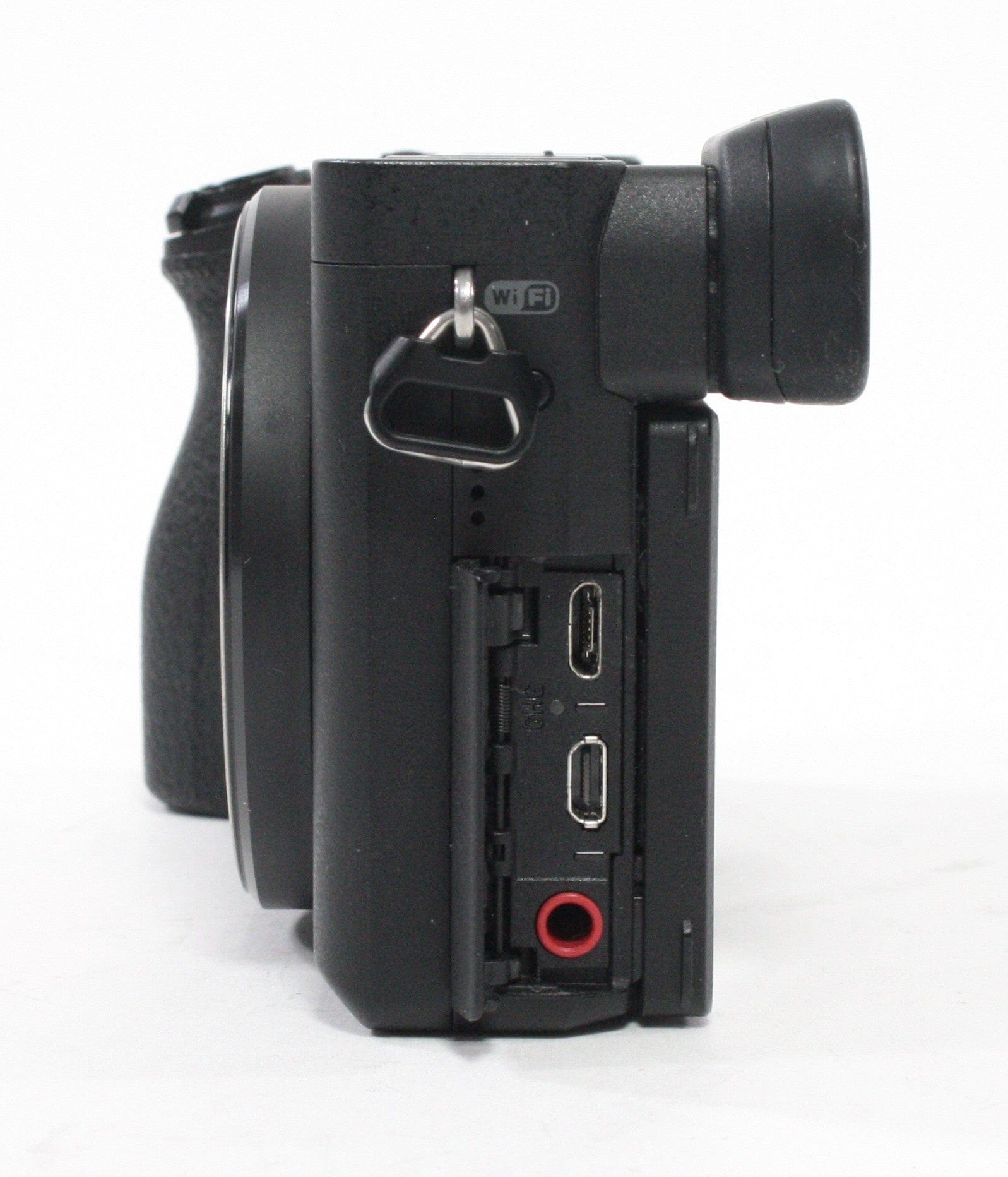 Sony a6500 Digital Camera Shutter Count ONLY 1,401 (incl dummy battery)