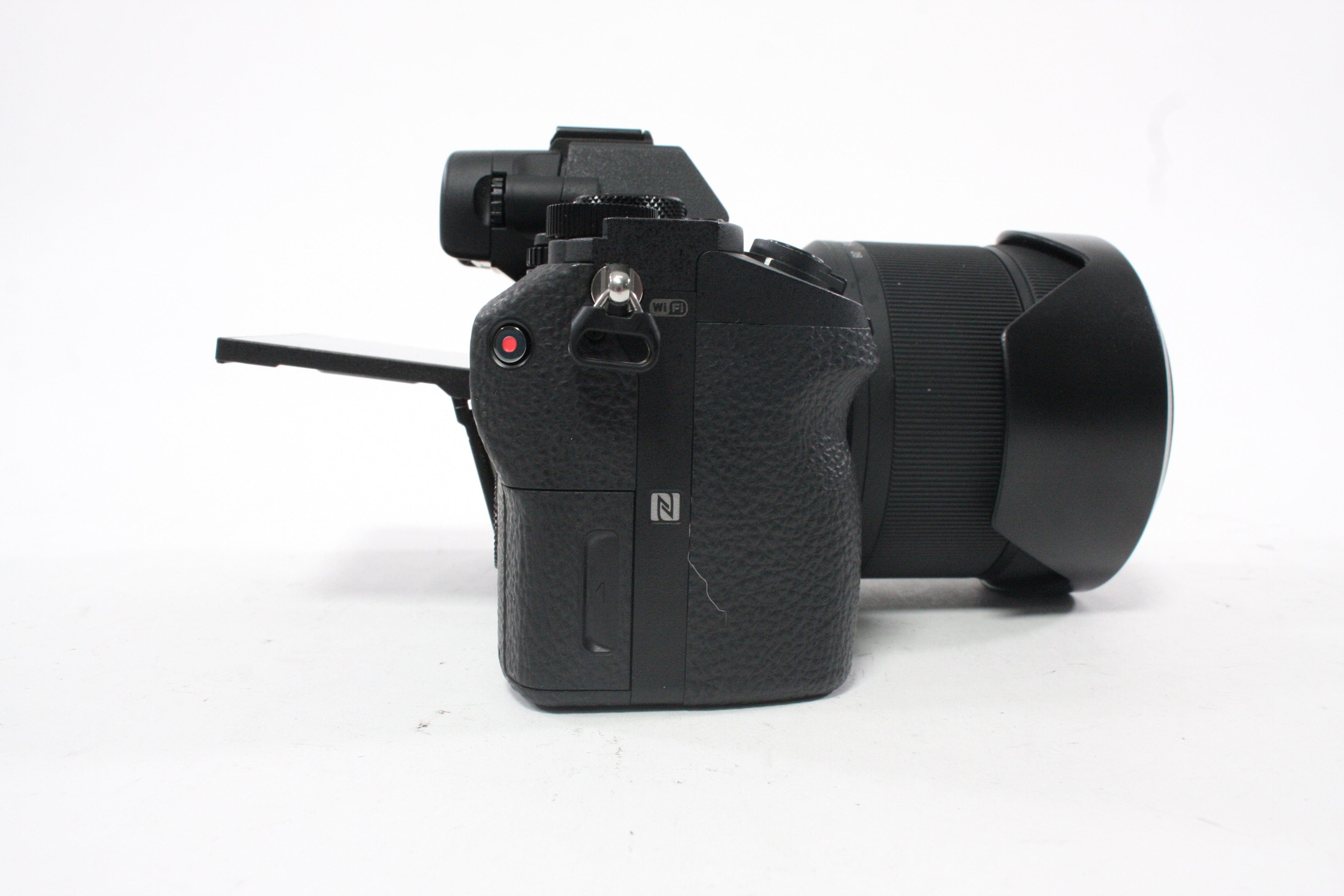 Sony a7 II Digital Mirrorless Camera with 28-70mm f/3.5-5.6 FE OSS Lens SC 1,189