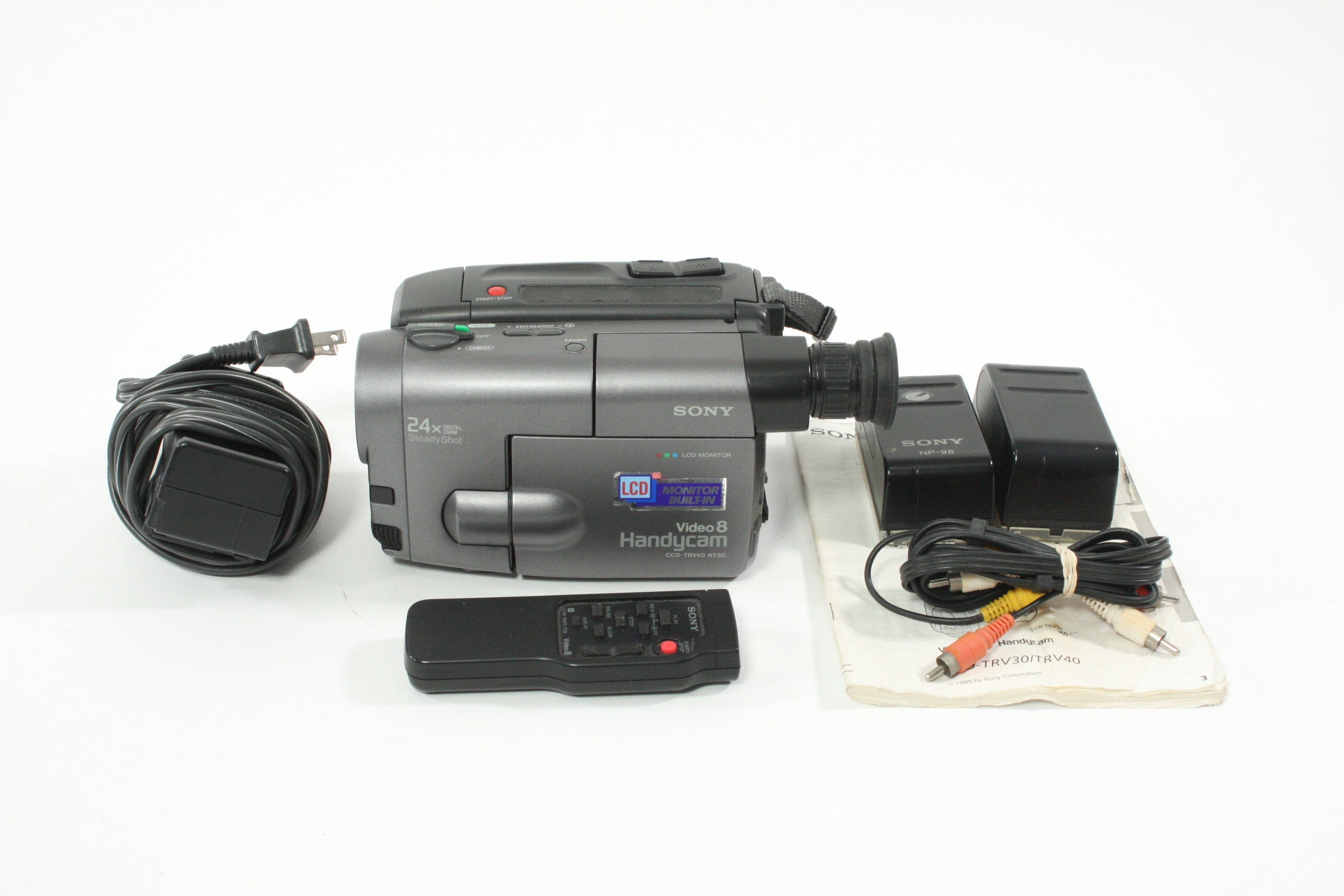 Sony CCD-TRV40 Video 8 Camcorder