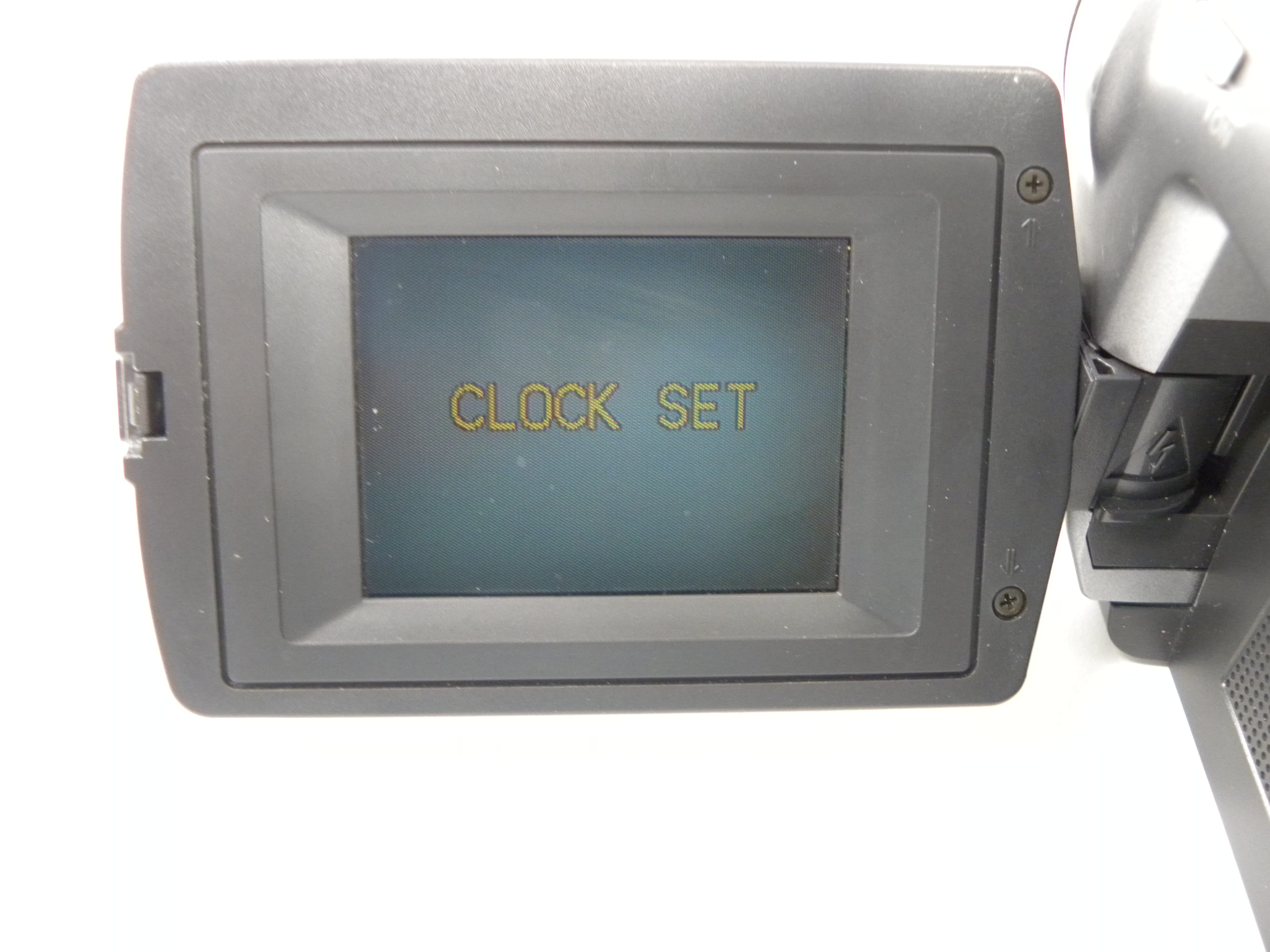 Sony CCD-TRV68 Hi8 Video Handycam Camcorder