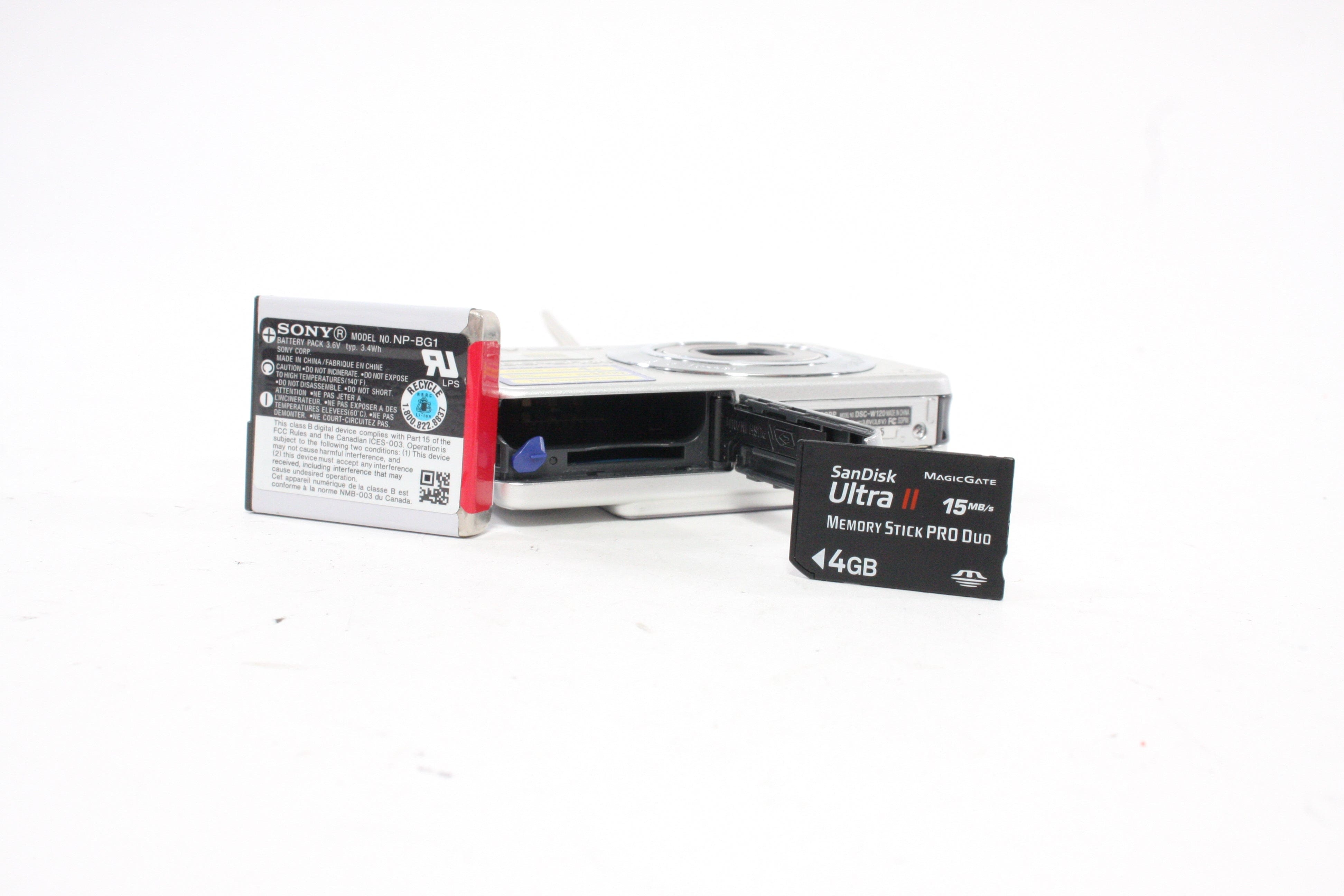 Sony Cyber-shot DSC-W120 Digital Point-and-Shoot Camera 4x Zoom 7.2mp