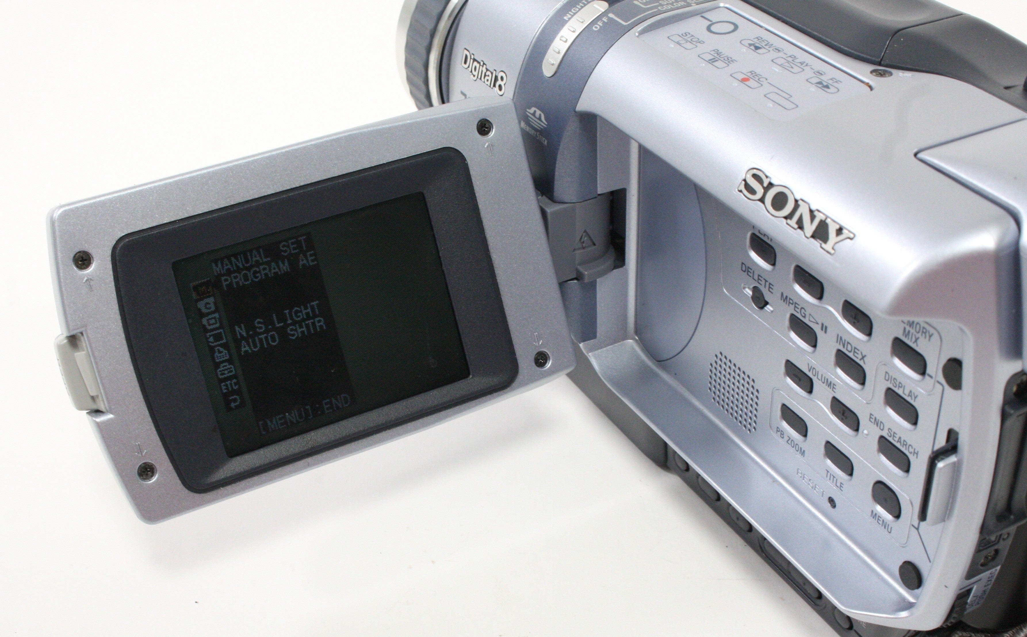 Sony DCR-TRV 340 Digital 8 Camcorder with Titanium I.R. Lens