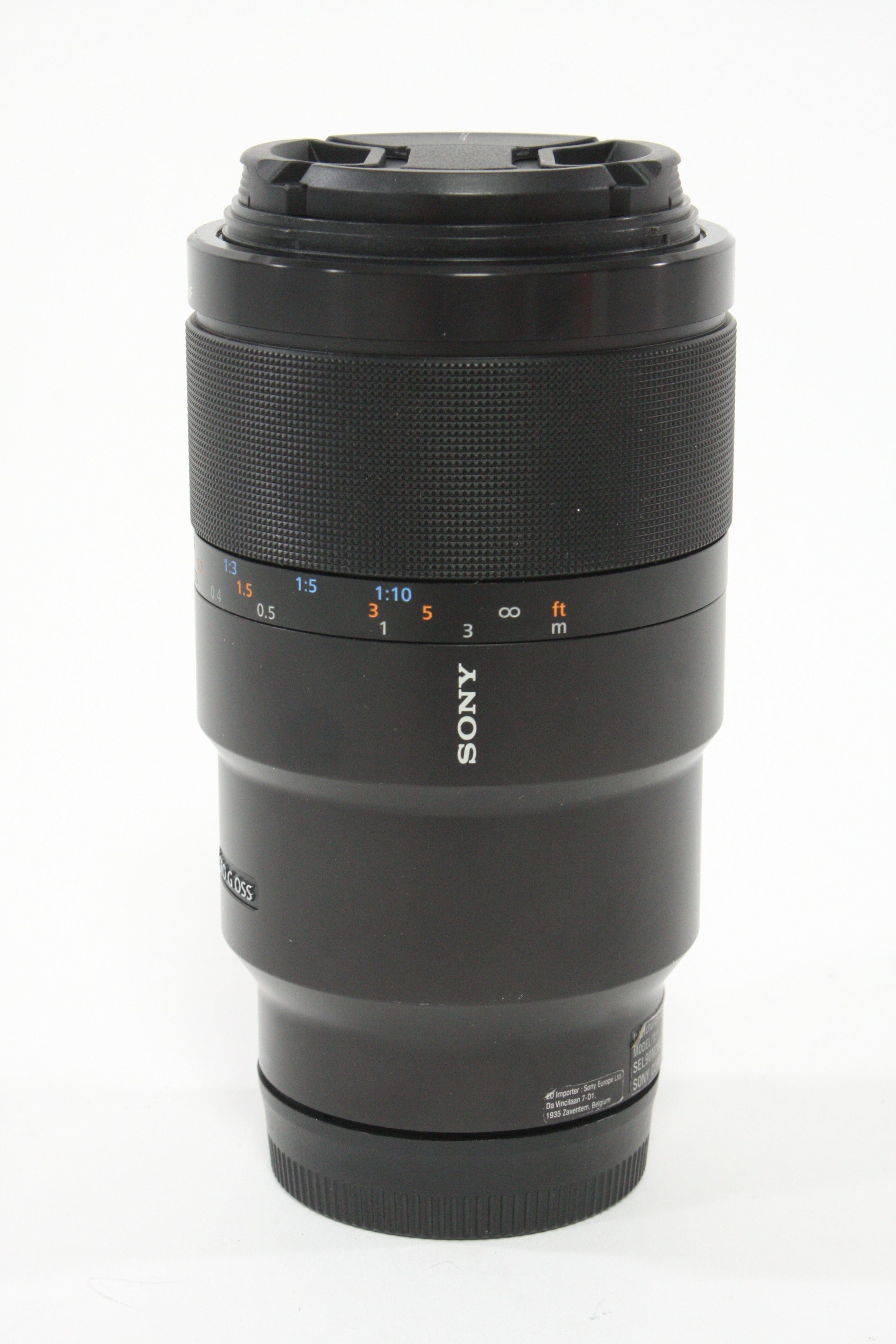 Sony FE 90mm f/2.8 Macro G OSS