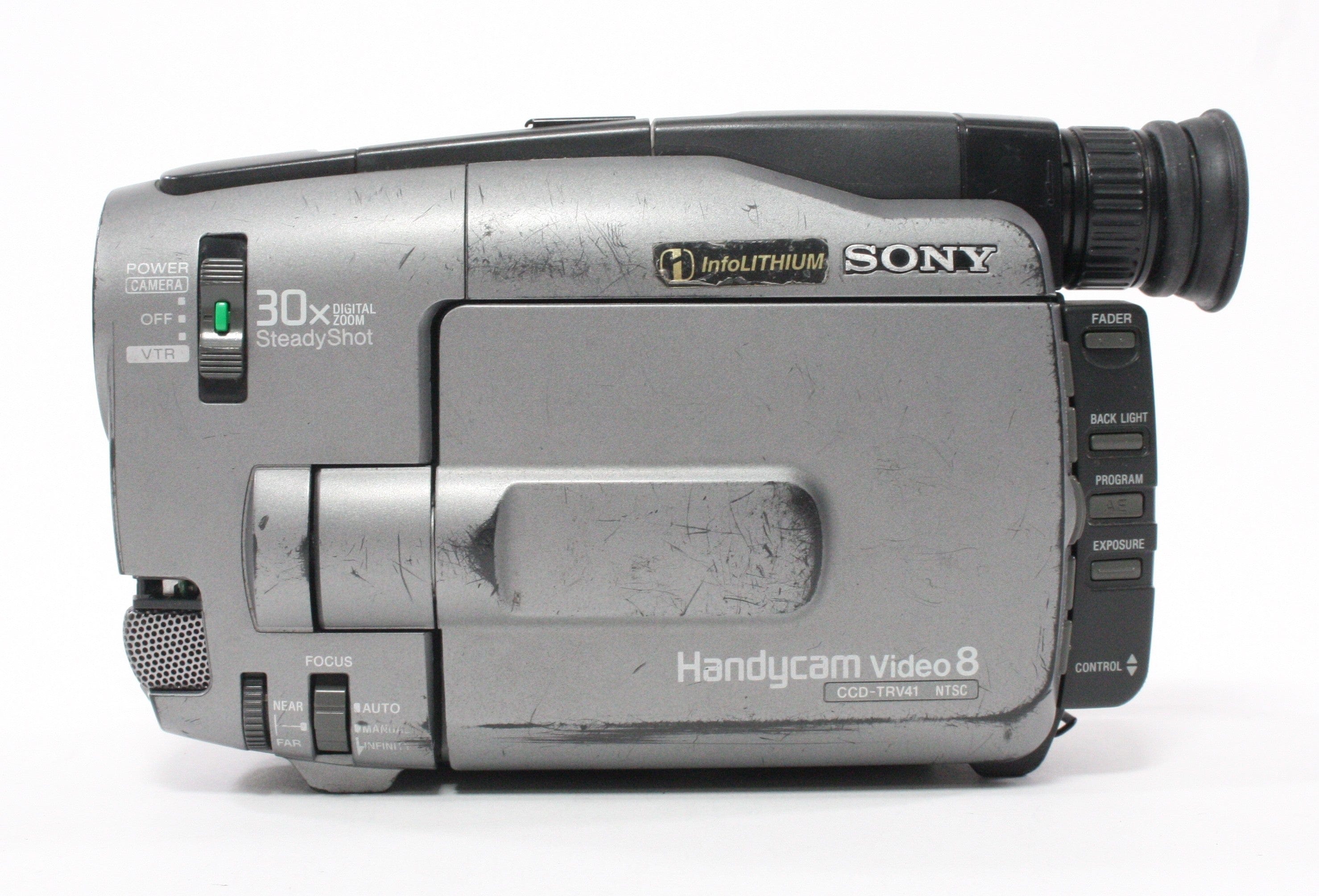 Sony Handycam 8mm CCD-TRV41 Camcorder