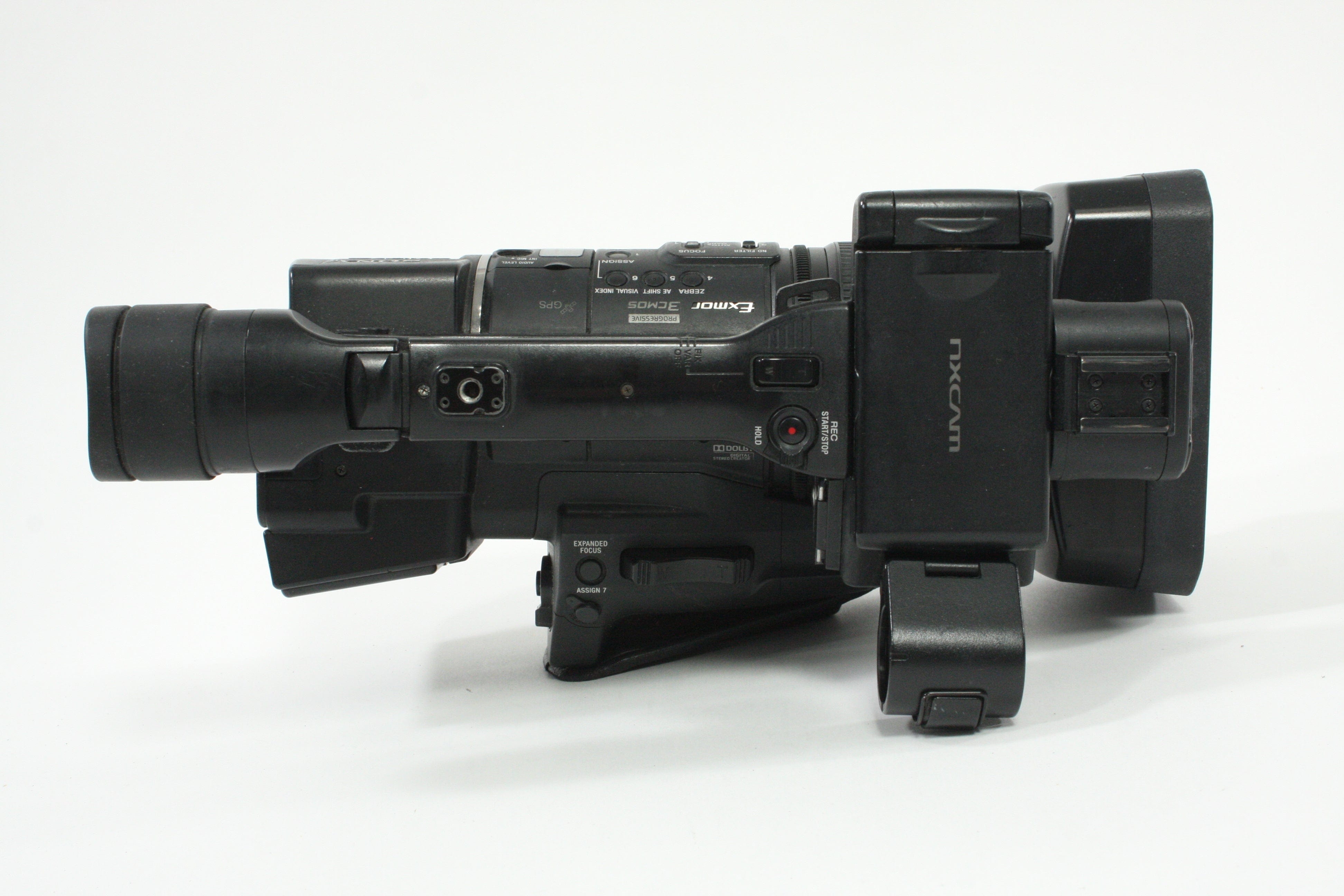 Sony HXR-NX5U NXCAM Professional Camcorder - 1150 hours usage -selling as-is.