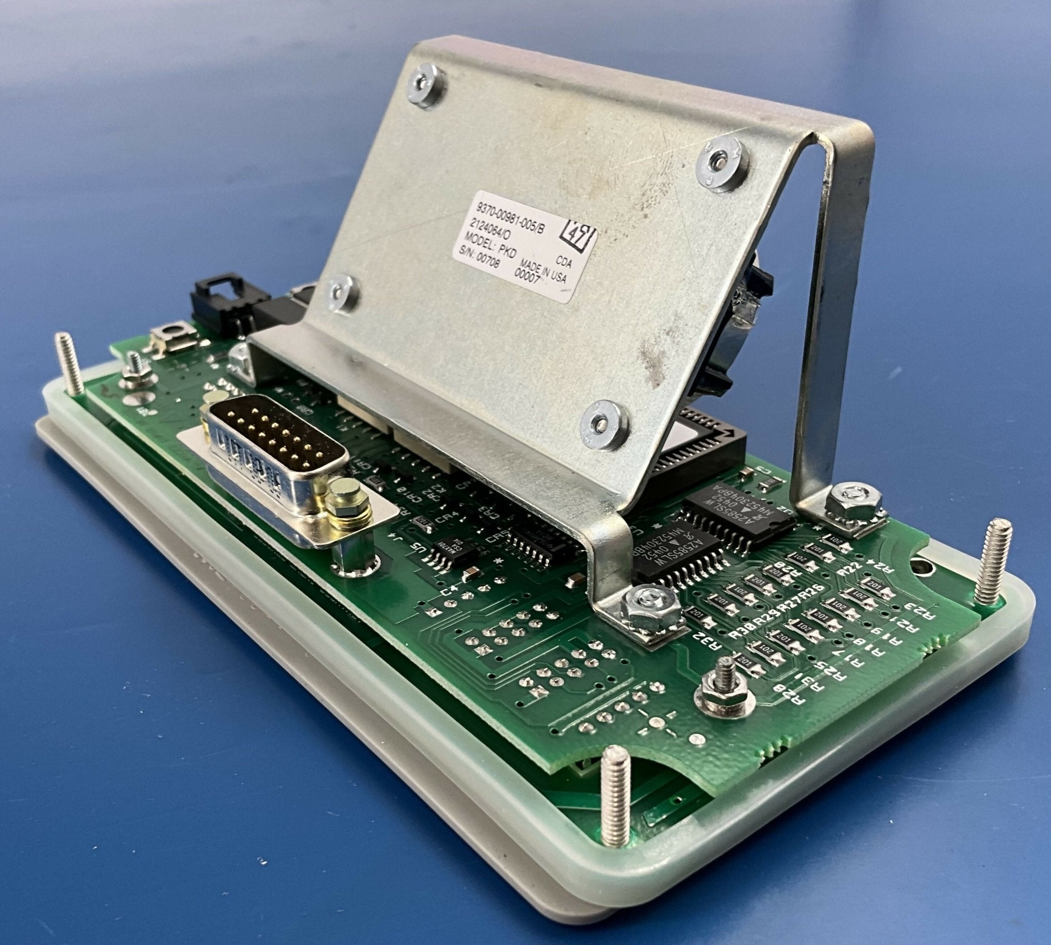TABLE SIDE OPERATORS CONSOLE (2124064/O GE