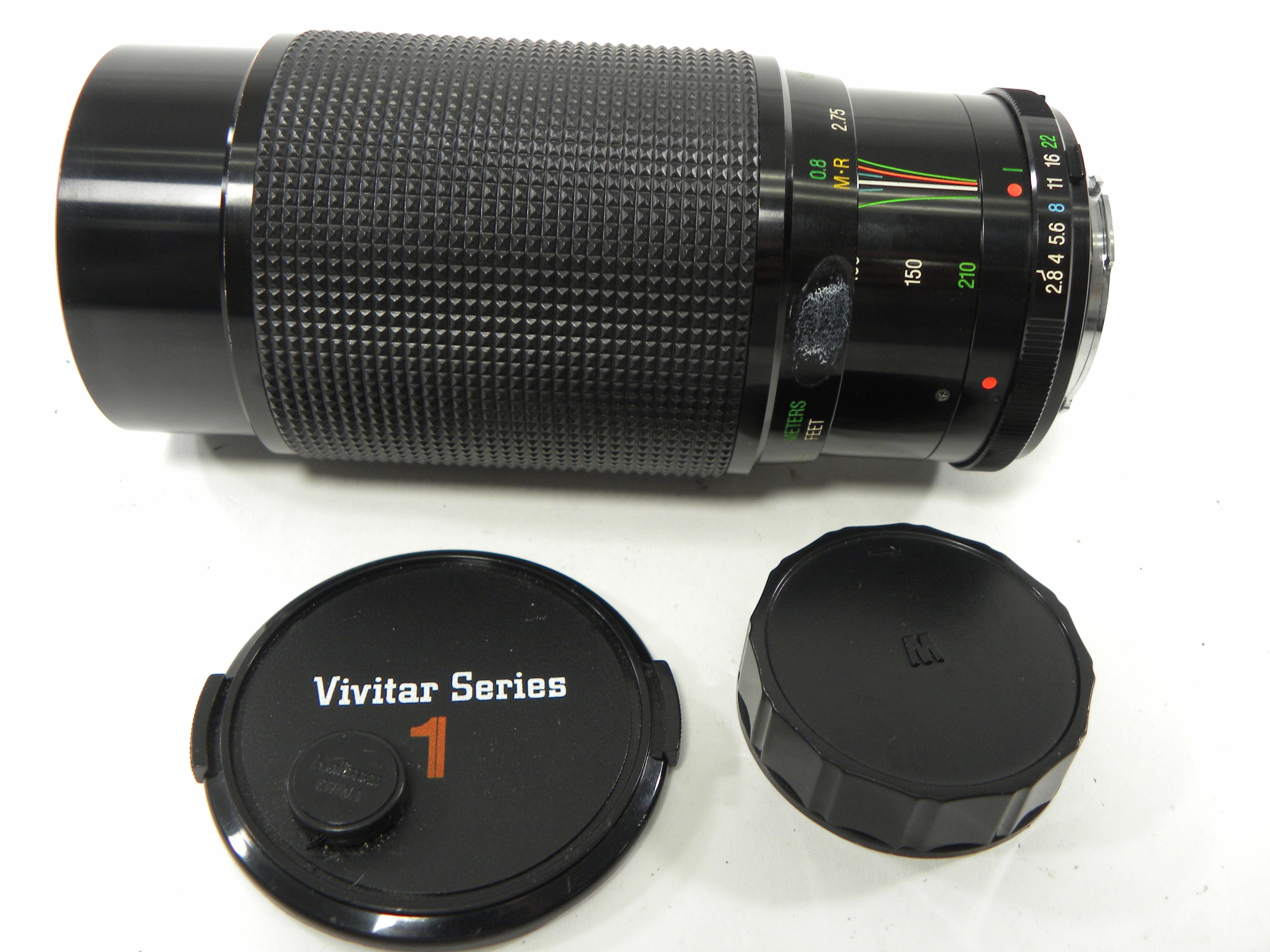 Vivitar Series 1 VMC Macro Focusing Zoom 70-210mm f2.8-4.0