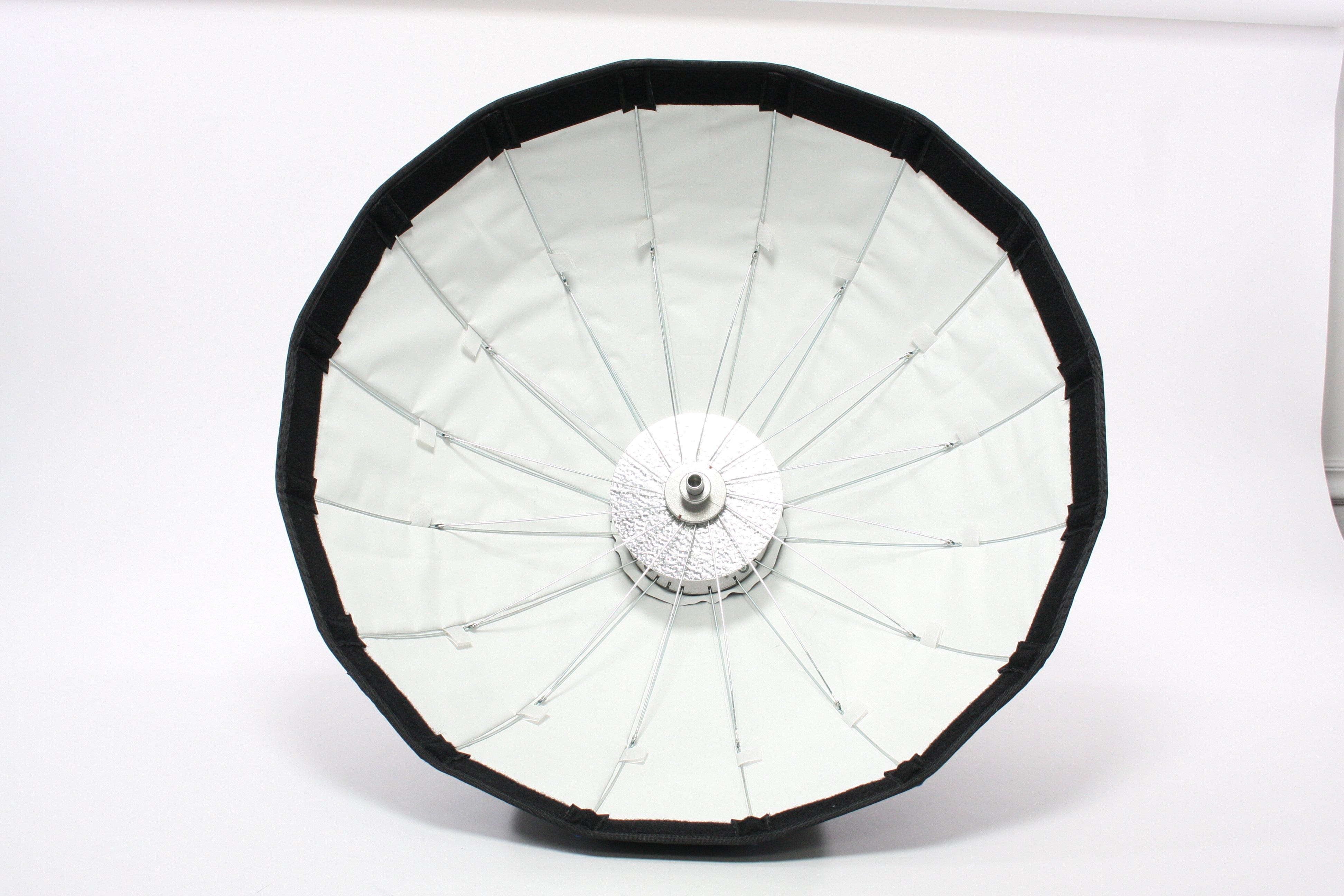 Westcott Joel Grimes Beauty Dish Switch White 24 Inch with Bowens Adapter