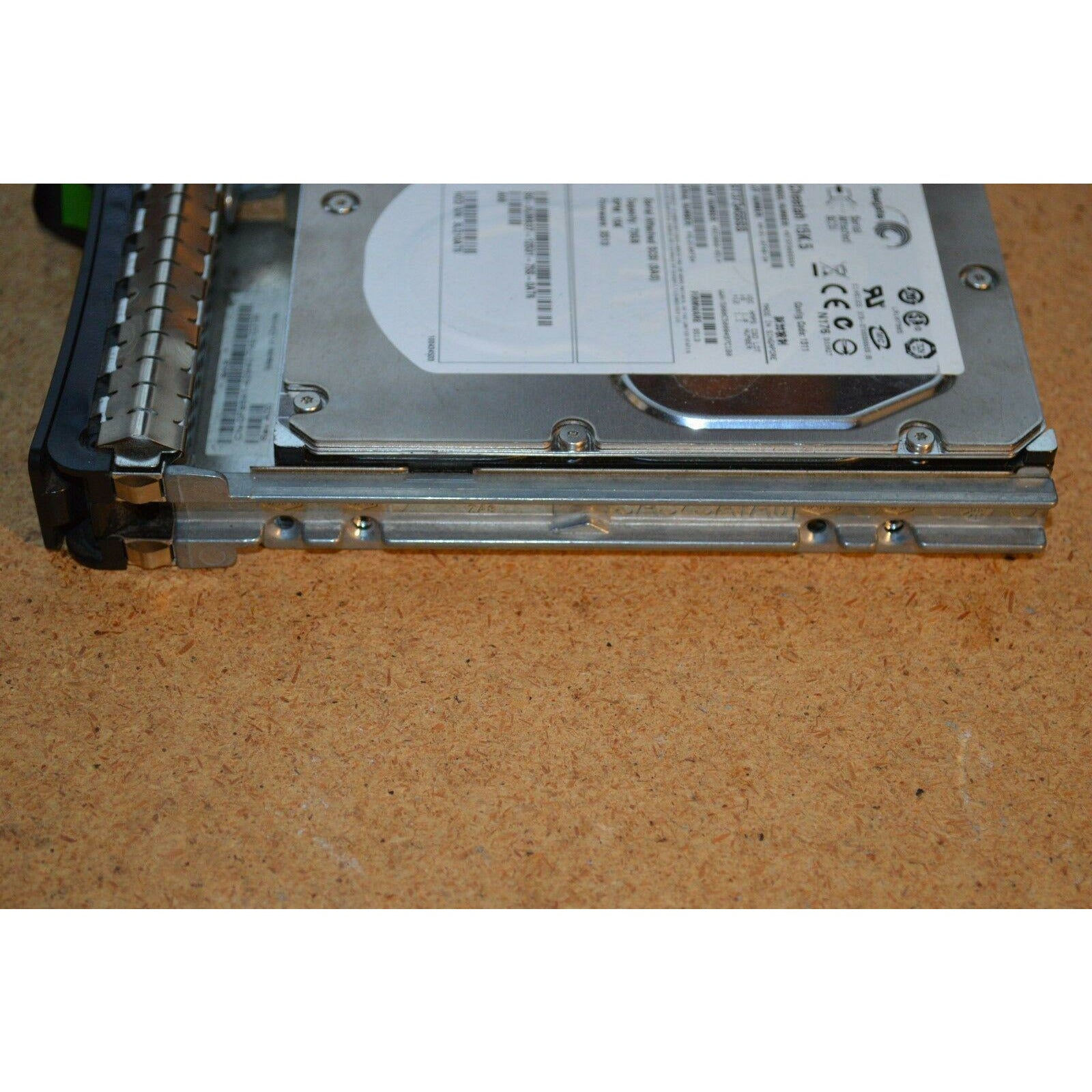 Dell GY581 73GB 15K 3.5" LFF SAS 3Gbps Hard Drive w/ Tray ST373455SS 9Z3066-054 102646335383 - AloinfoUSA