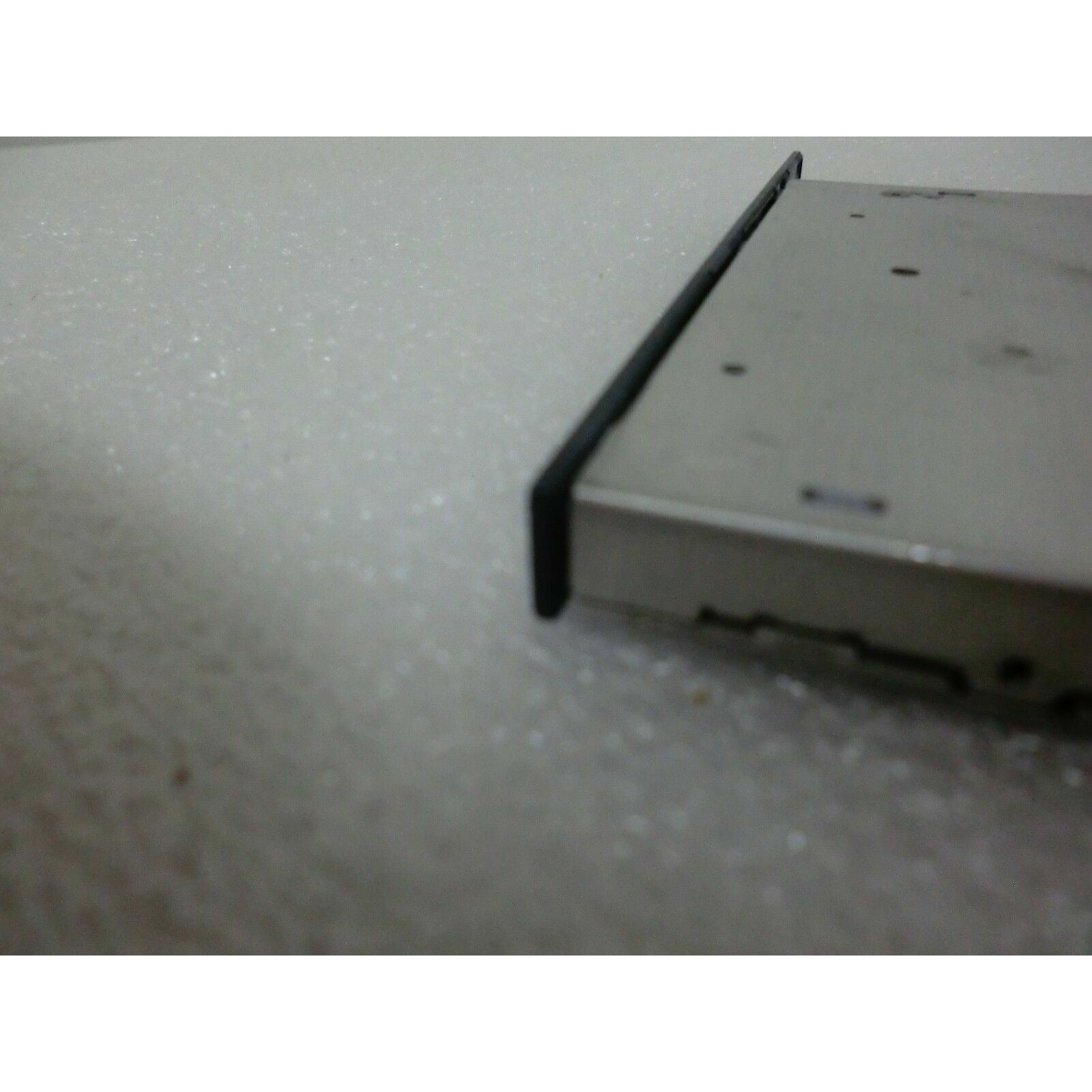 HP CDRW DVDRW Optical Drive 416175-MD1 GCC-M10N - AloinfoUSA