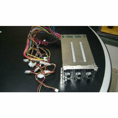 Fonte EMACS / Zippy MX3-6600P Server - Power Supply 600W, MX3-6600P - MFerraz Tecnologia