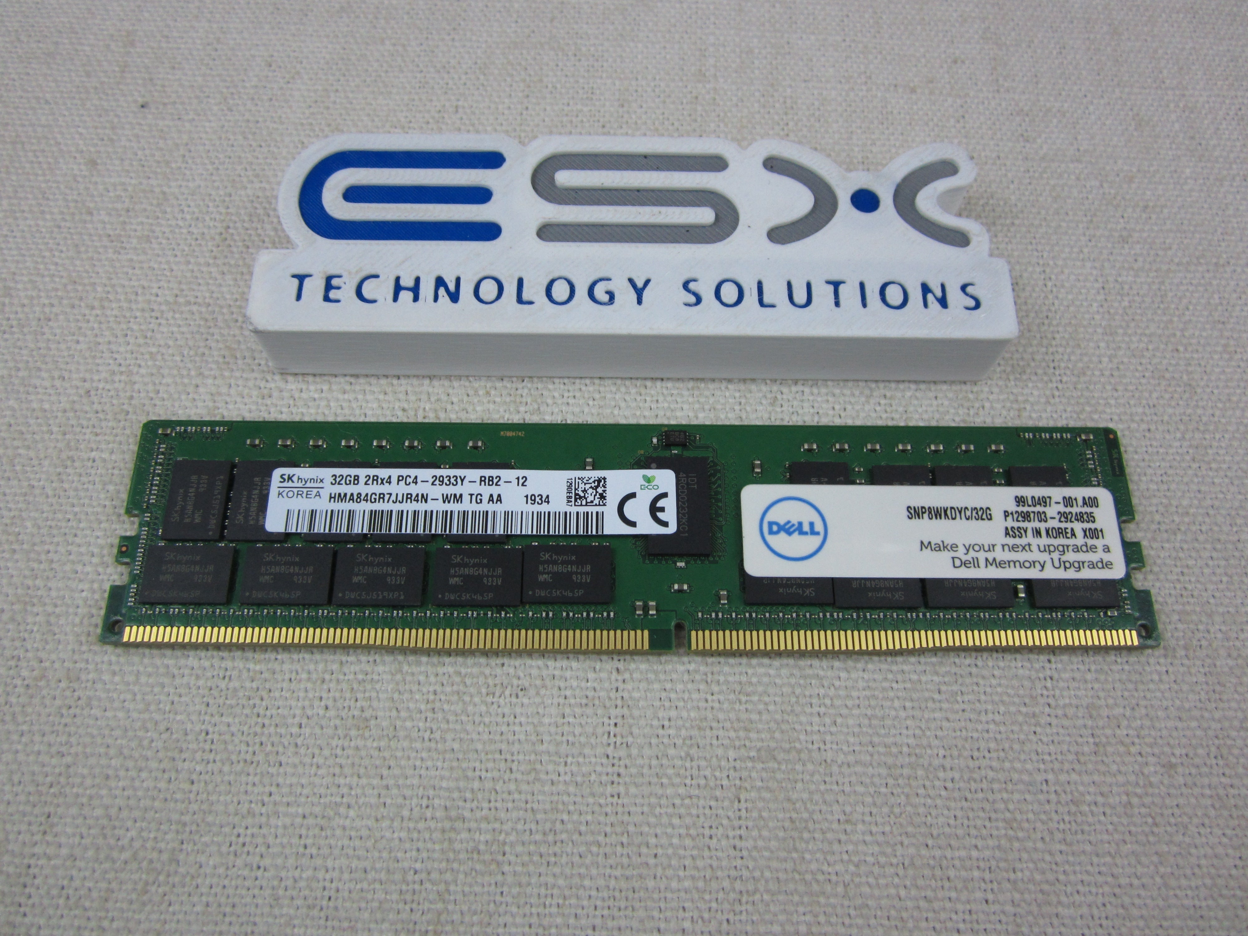 Dell SNP8WKDYC/32G 32GB 2Rx4 PC4-2933Y DDR4-23400R ECC Server Memory RDIMM